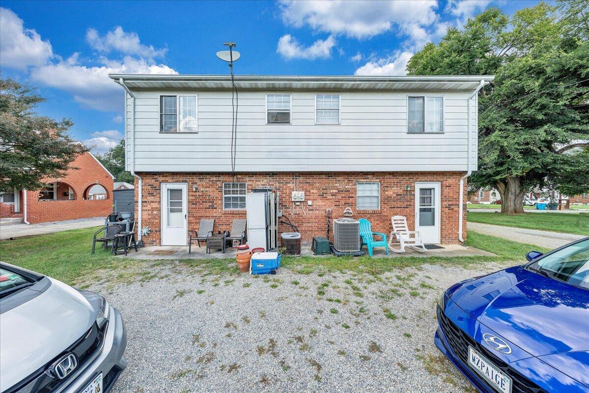 4102 Richland AVE NW