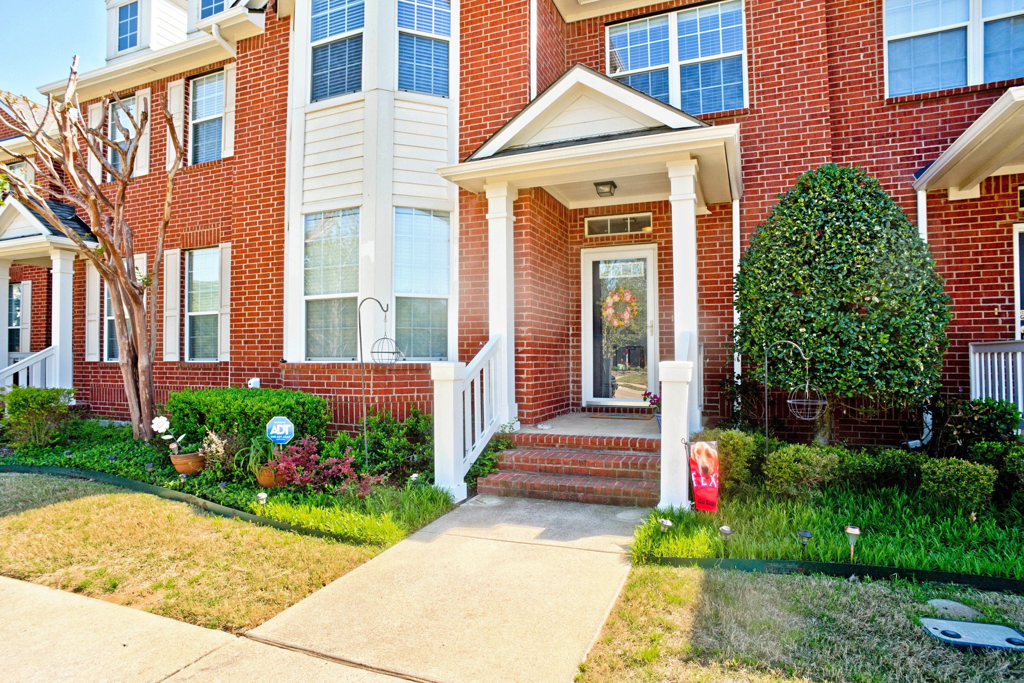 8036 Mimosa Drive