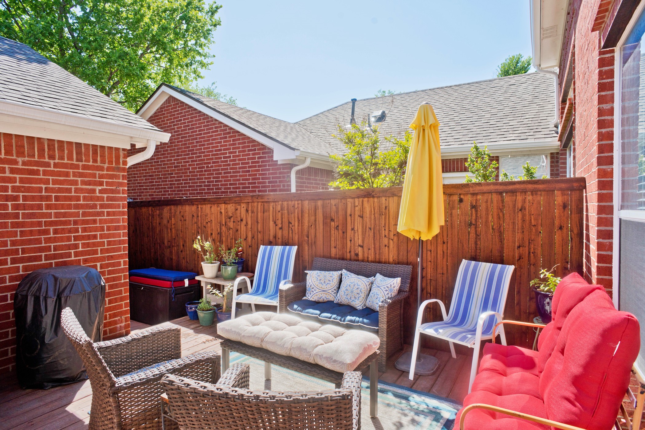 8036 Mimosa Drive