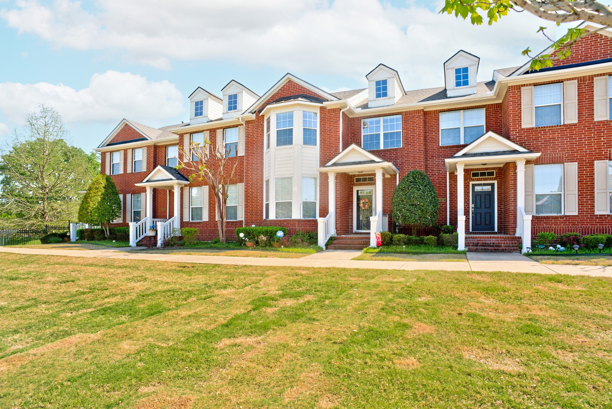 8036 Mimosa Drive