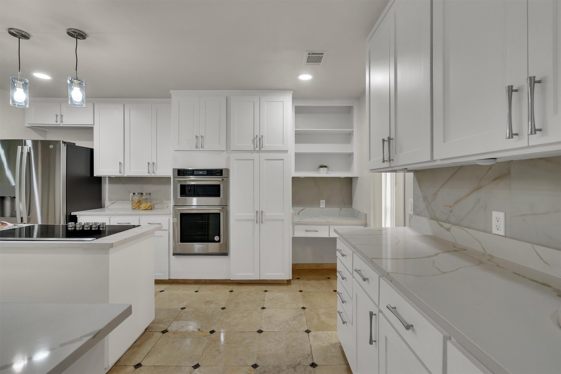 3855 Bellaire Drive S