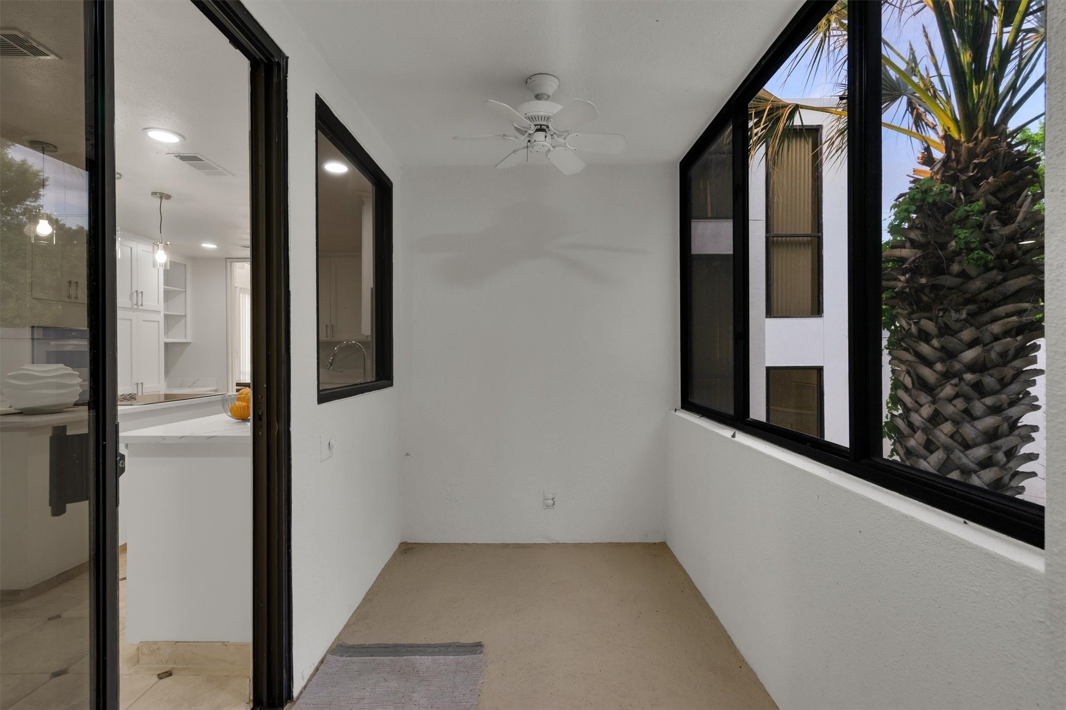 3855 Bellaire Drive S