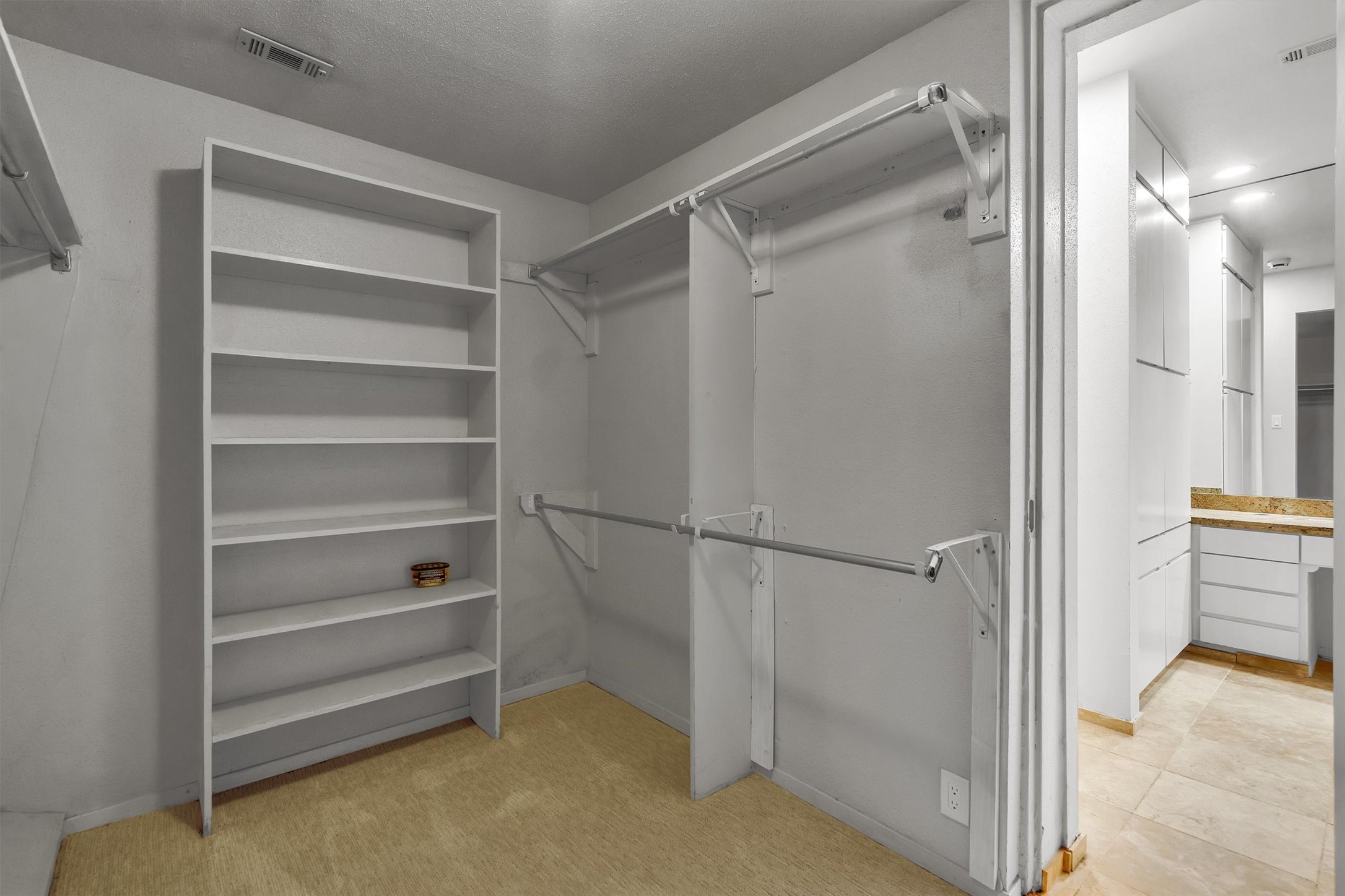 3855 Bellaire Drive S