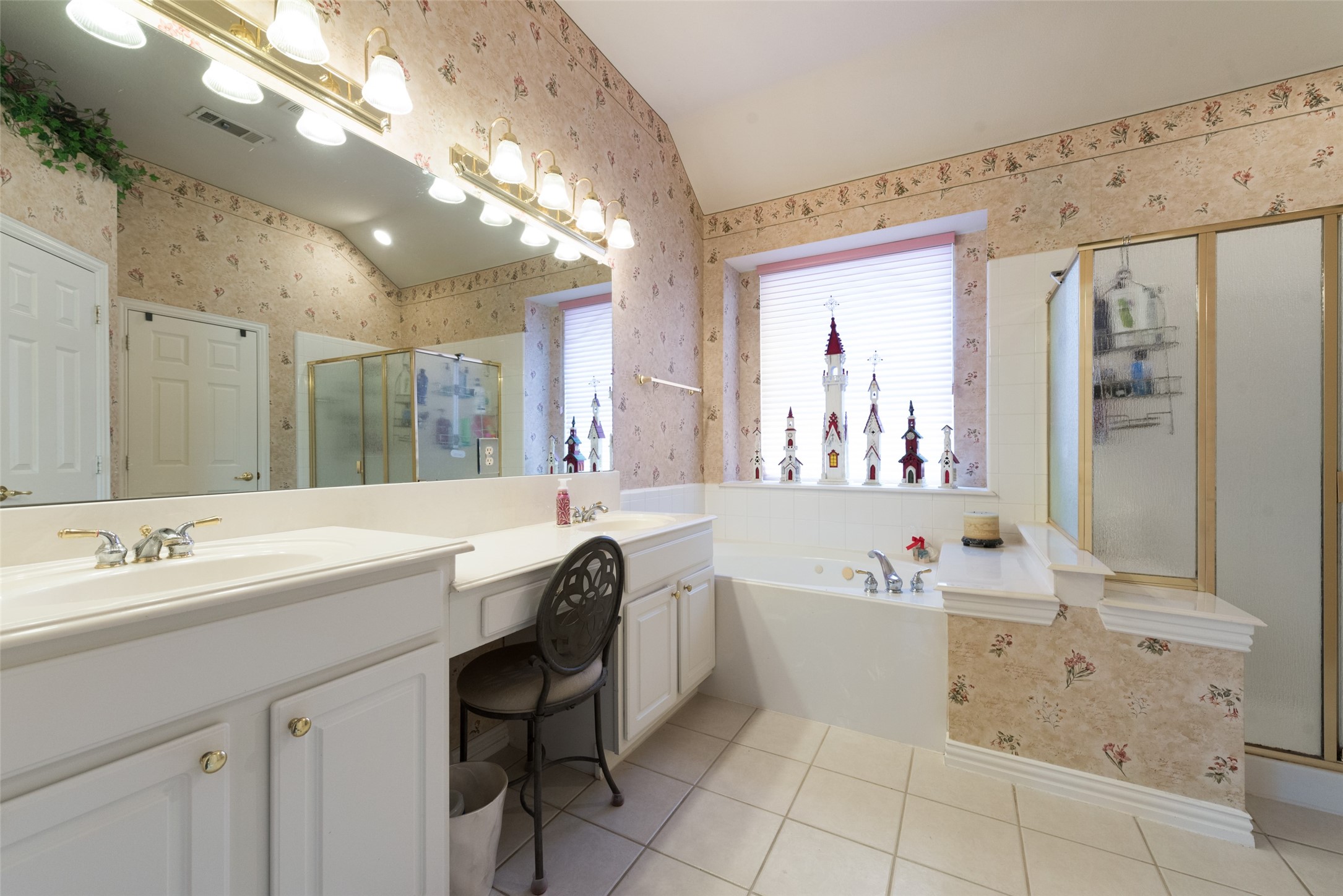 1018 Brentwood Drive