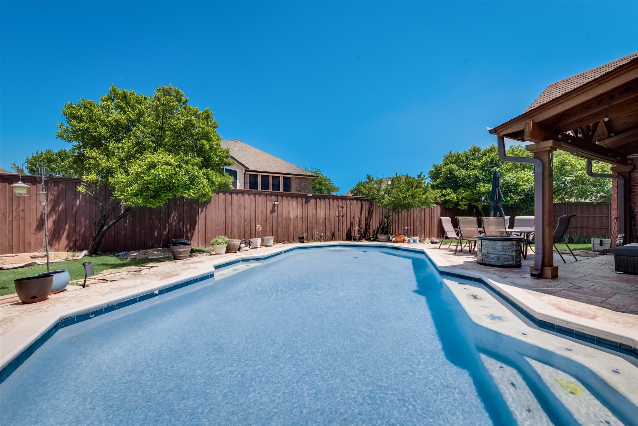 1018 Brentwood Drive