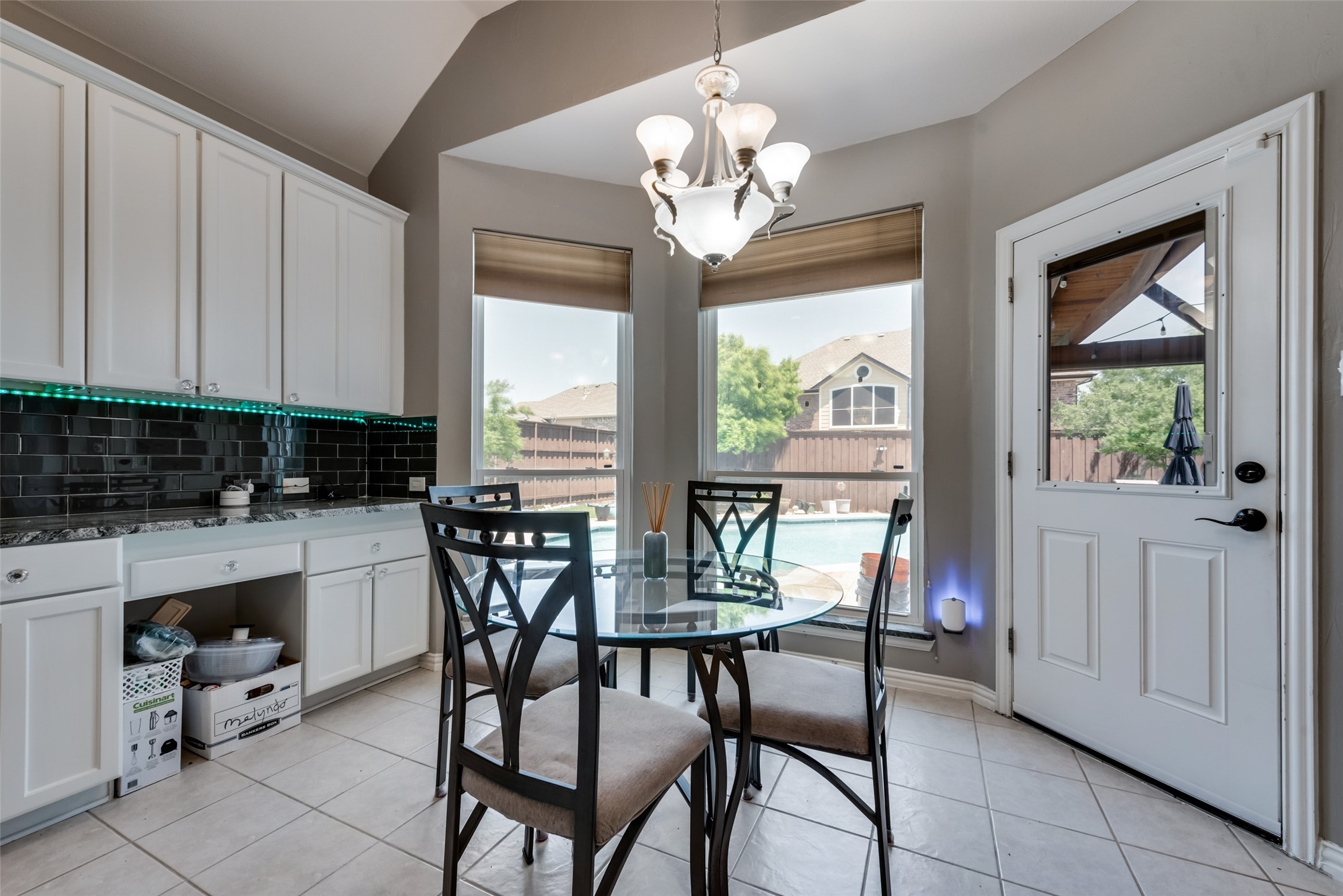 1018 Brentwood Drive