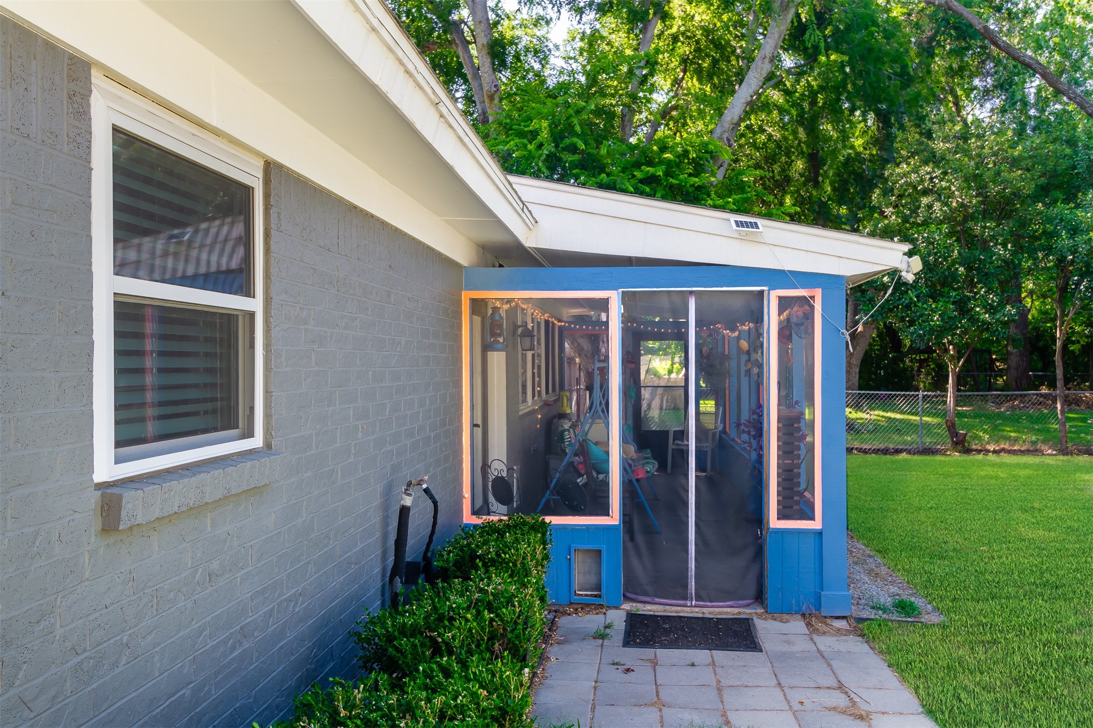 116 Suzanne Terrace