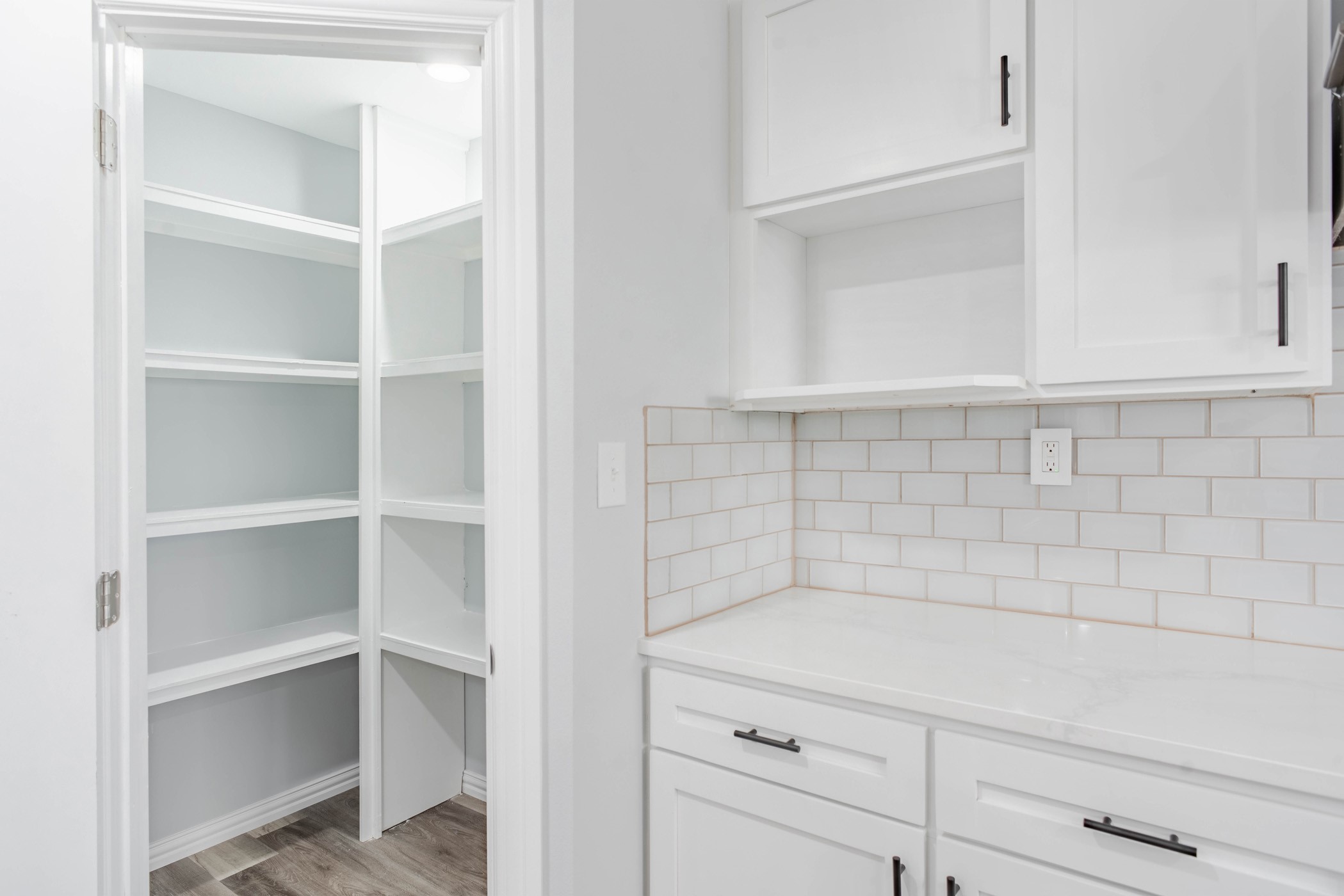 3719 Washington Trail