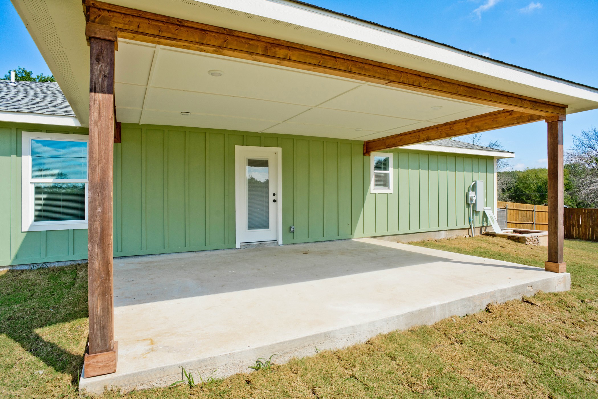 3719 Washington Trail