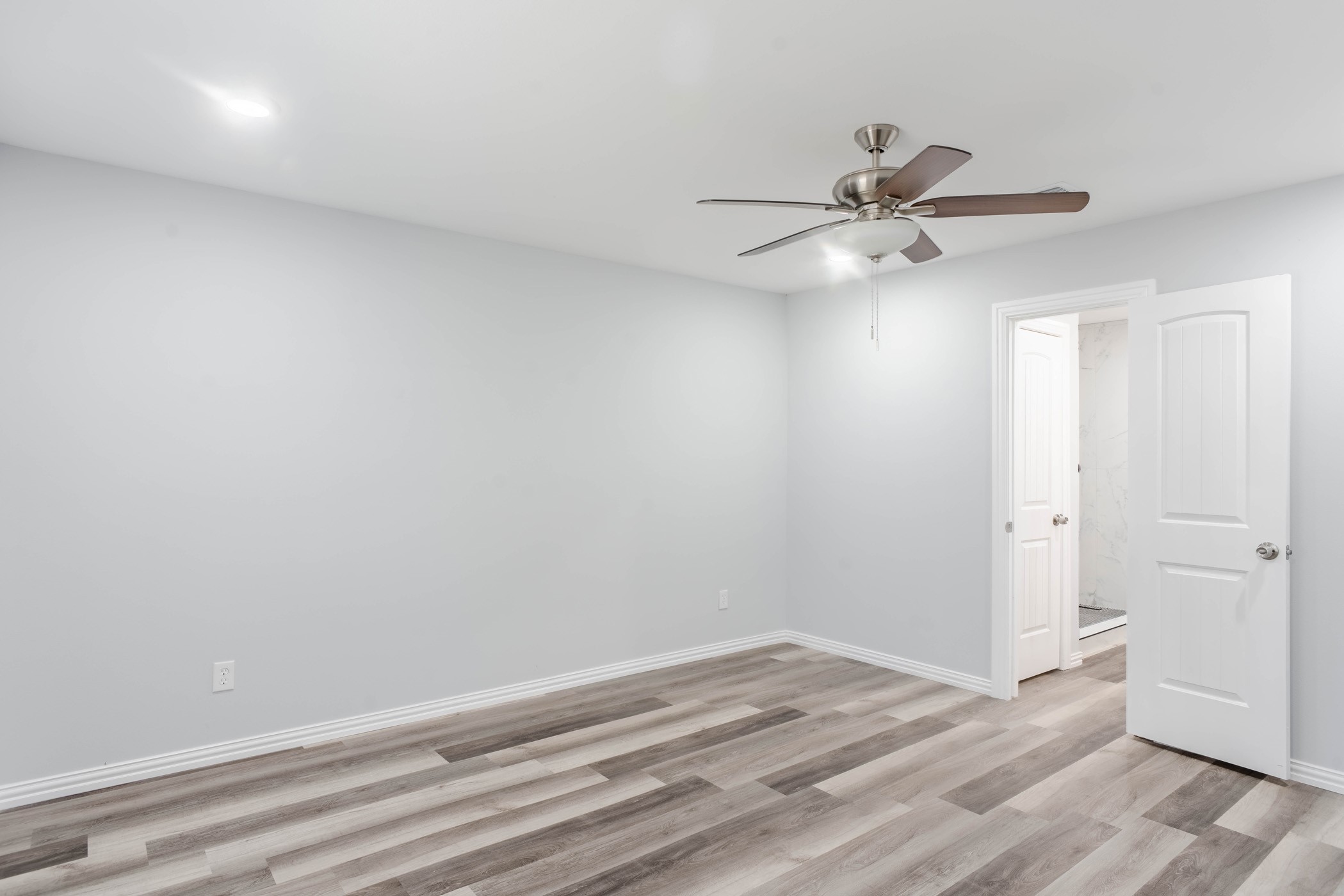 3719 Washington Trail