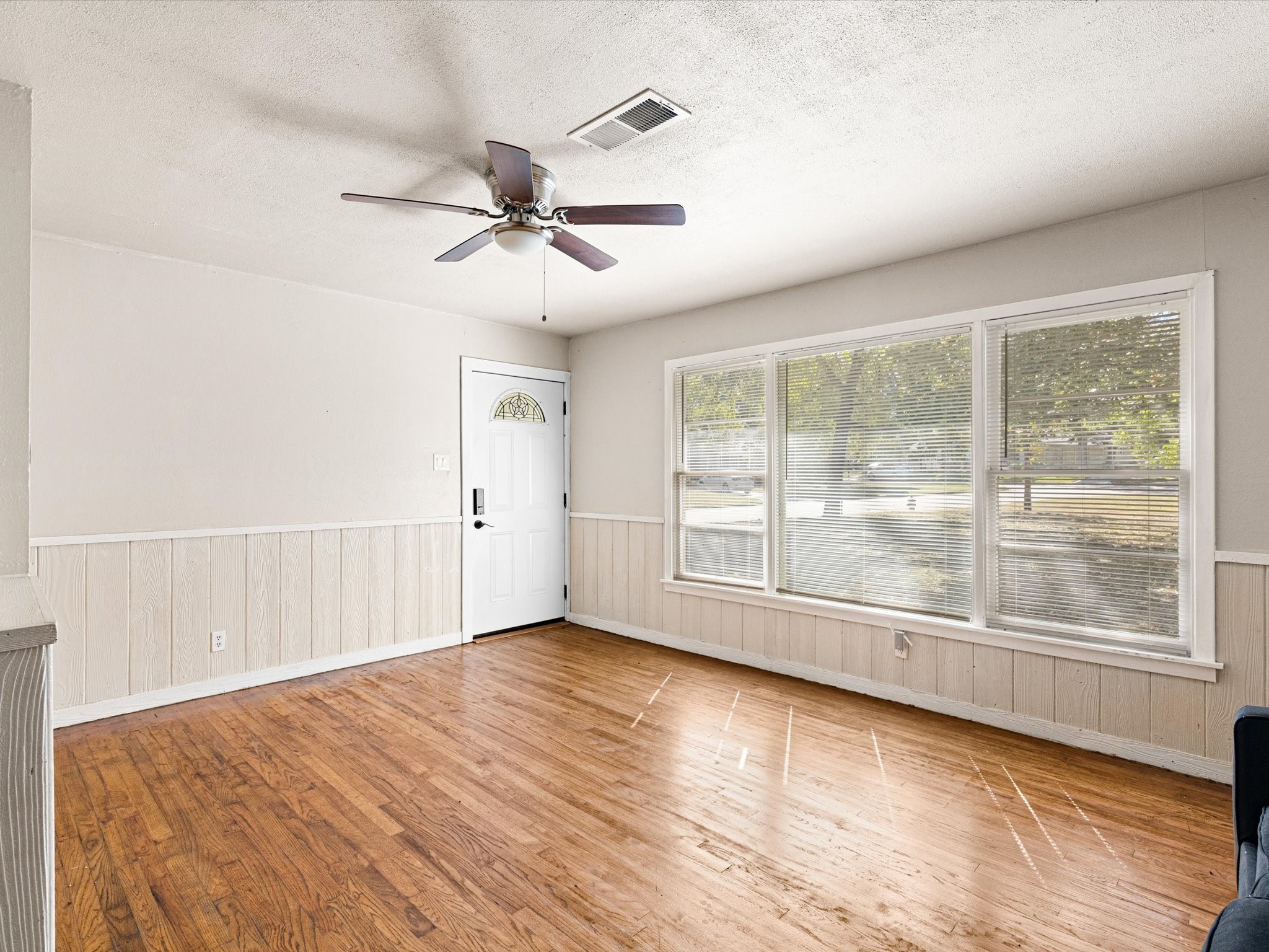 3116 Wesley Street