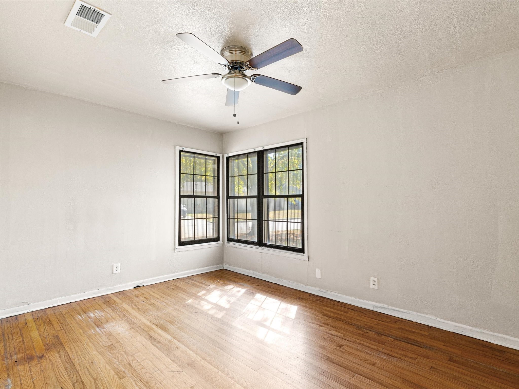3116 Wesley Street