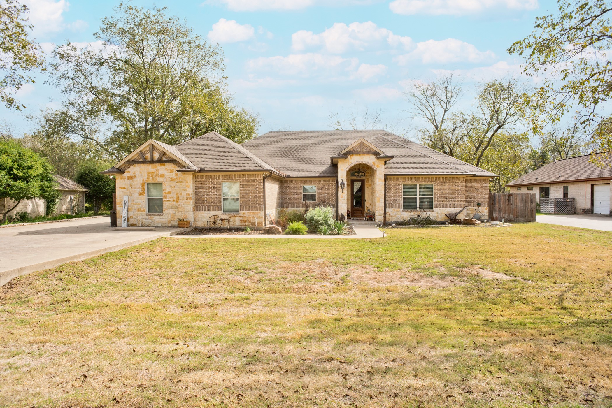 8917 Green Leaves Drive