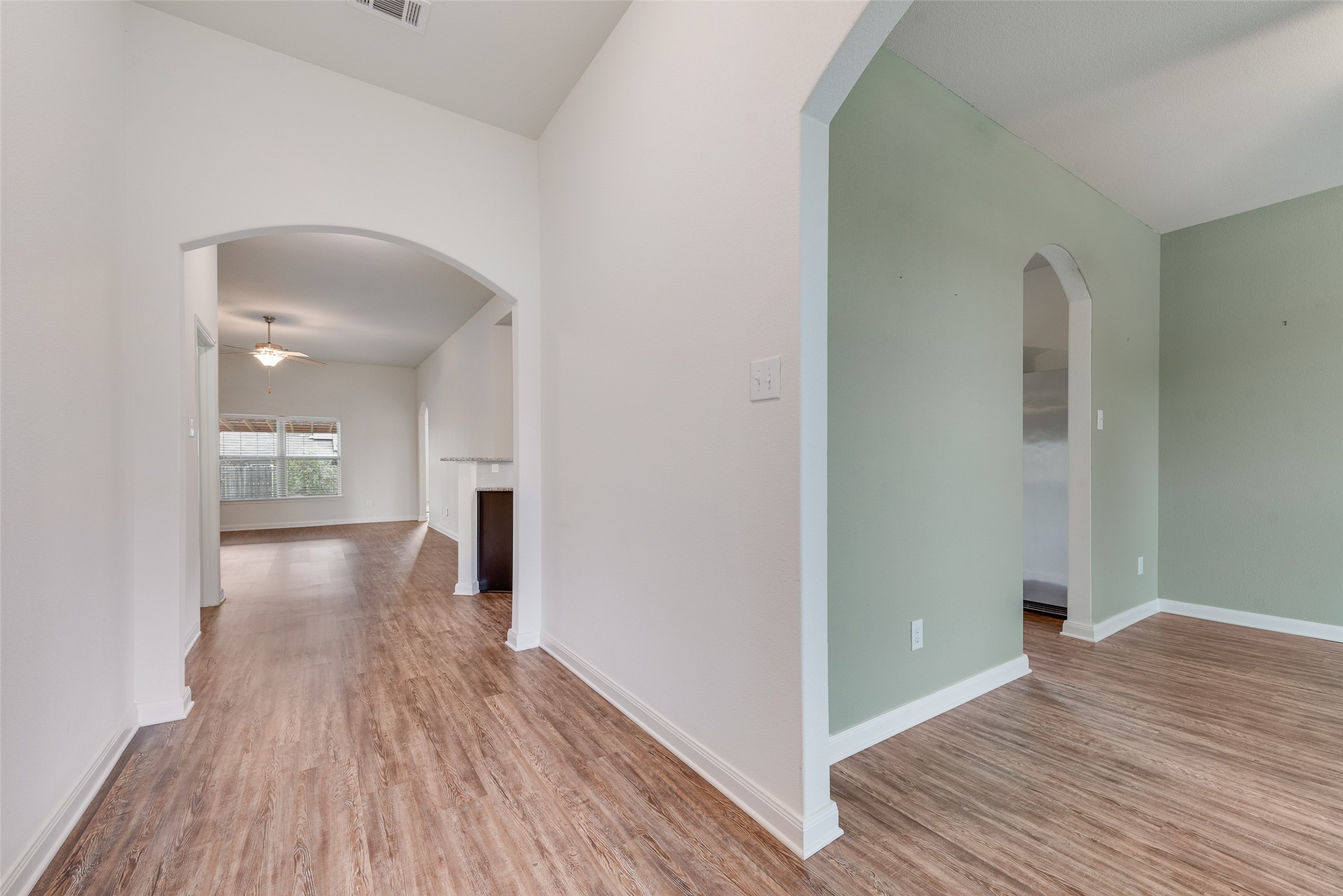 1825 Golden Gate Drive