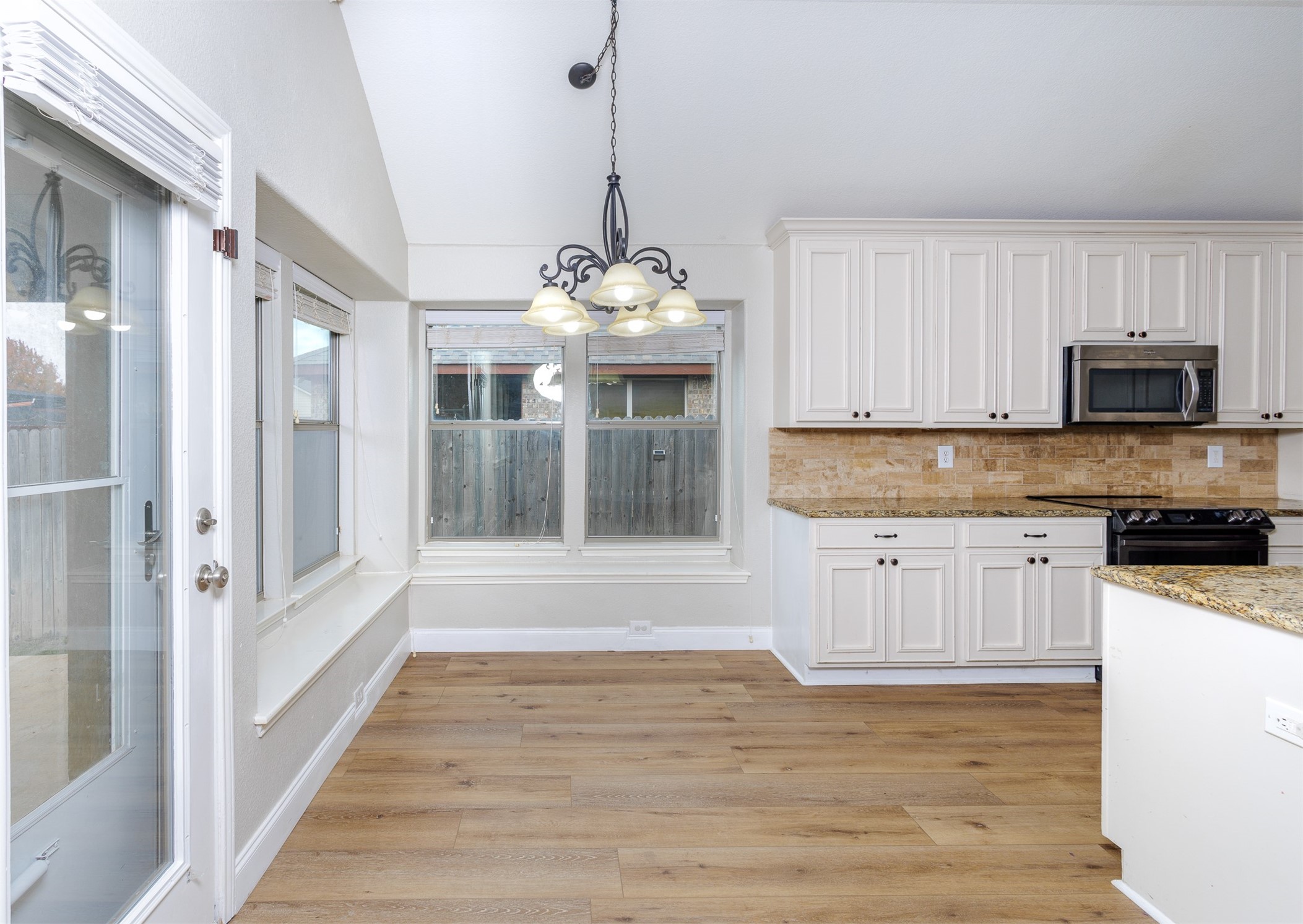 433 Foxcraft Drive