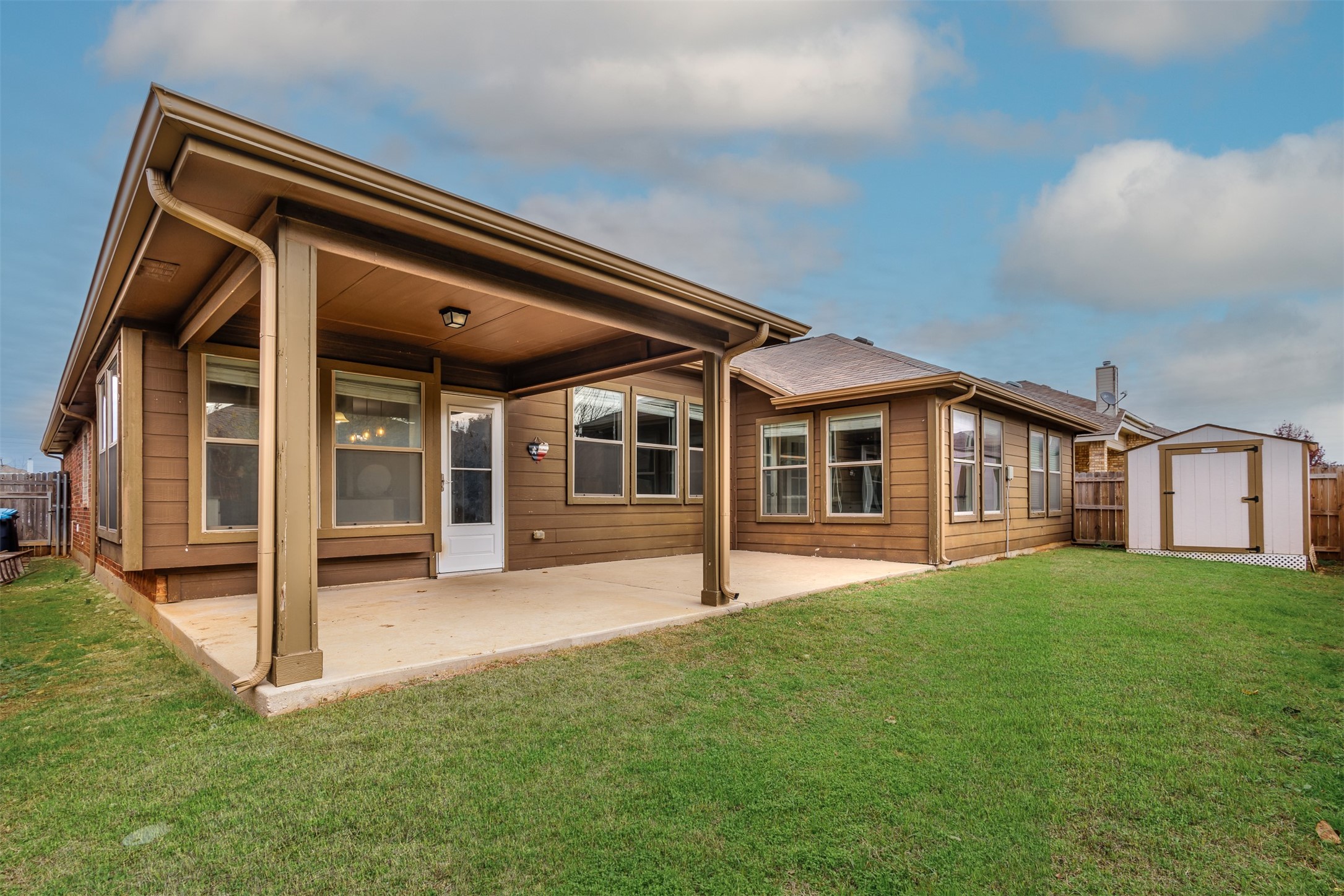 433 Foxcraft Drive