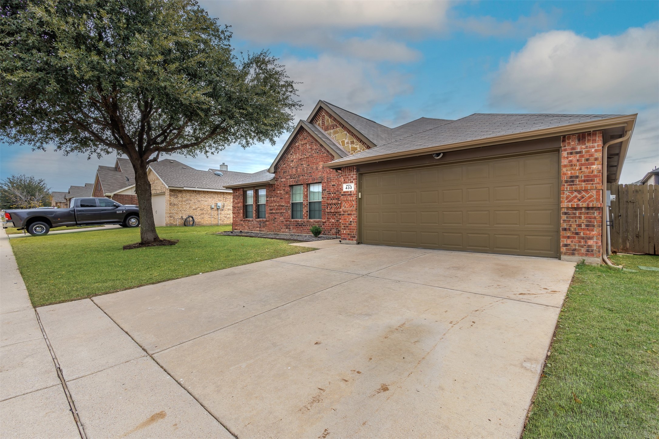 433 Foxcraft Drive
