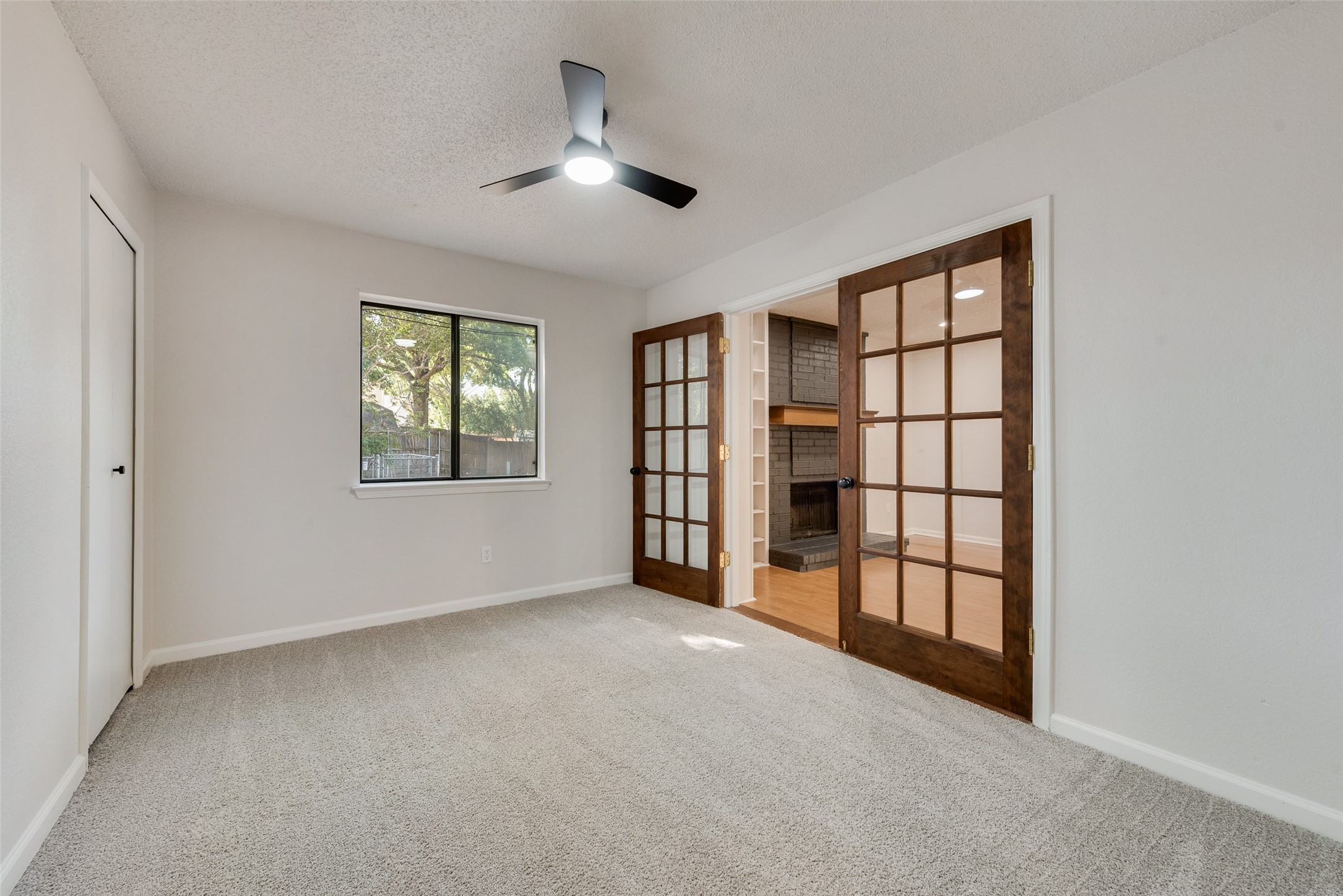 3212 Redwood Street