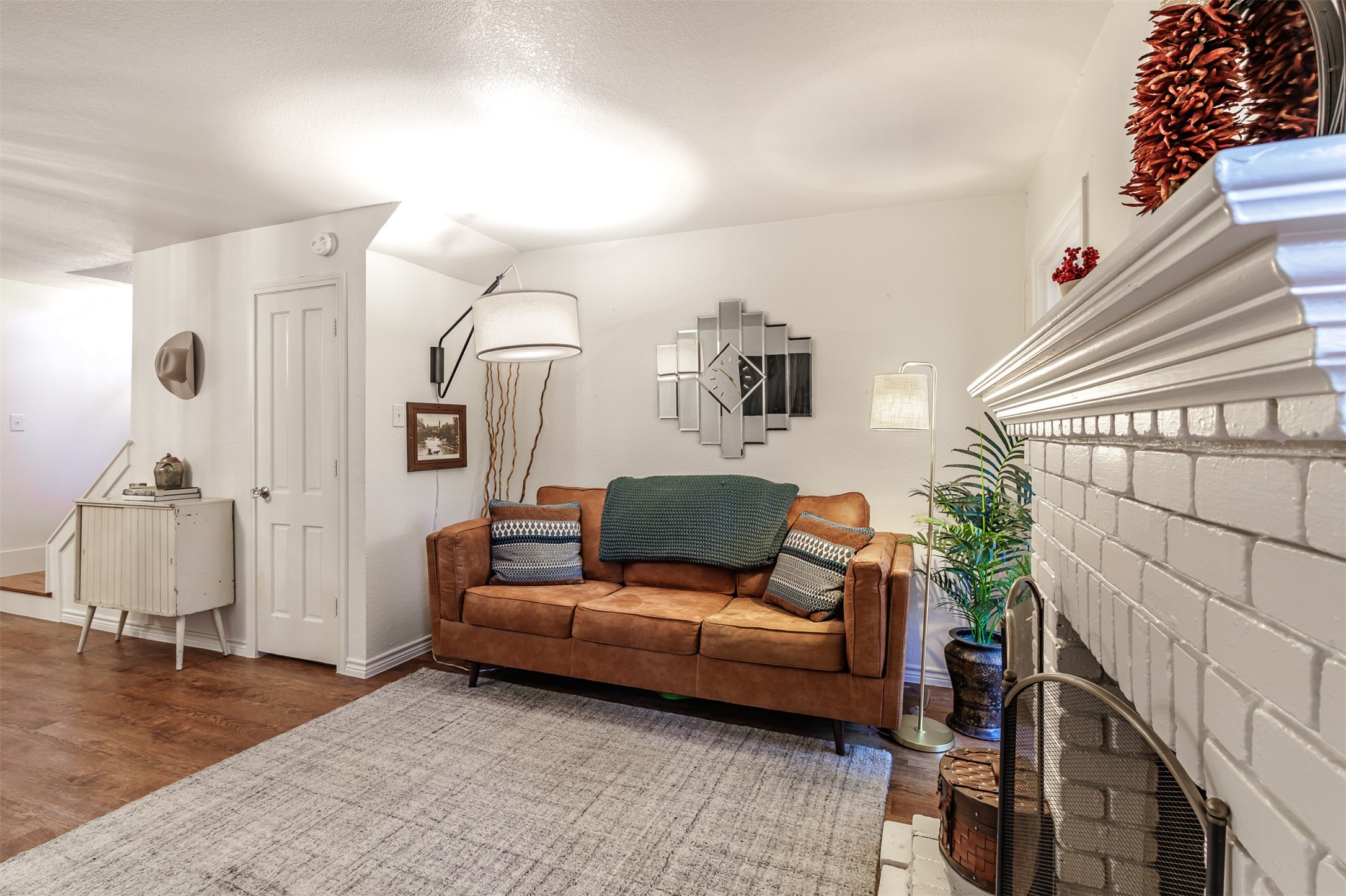 1389 Roaring Springs Road