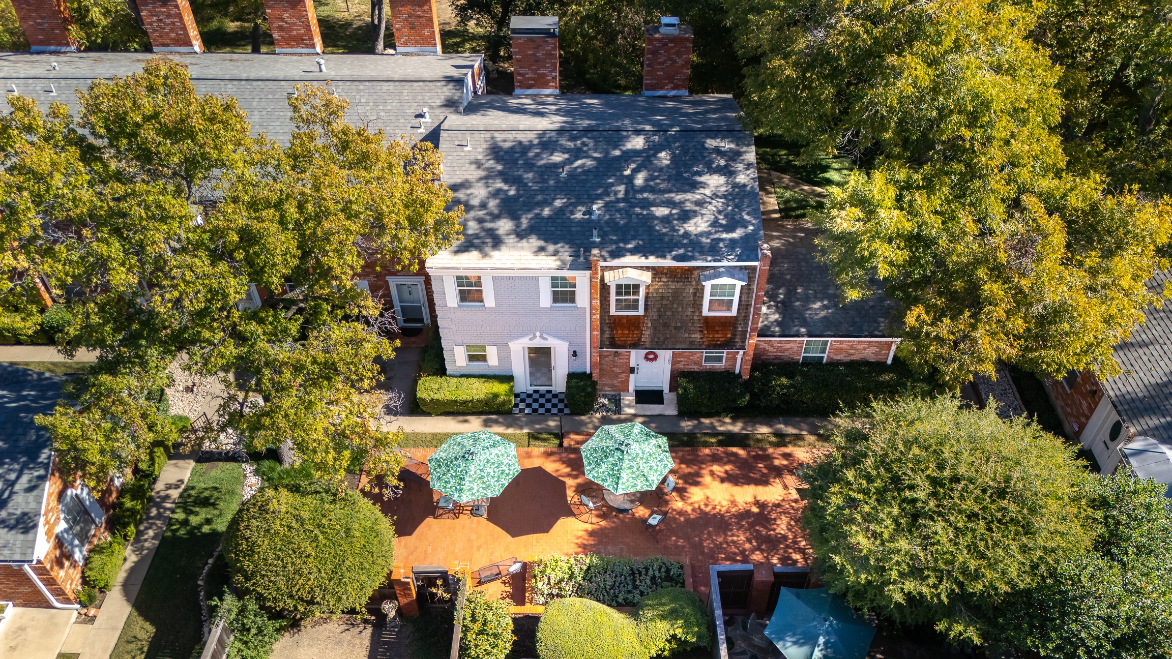 1389 Roaring Springs Road