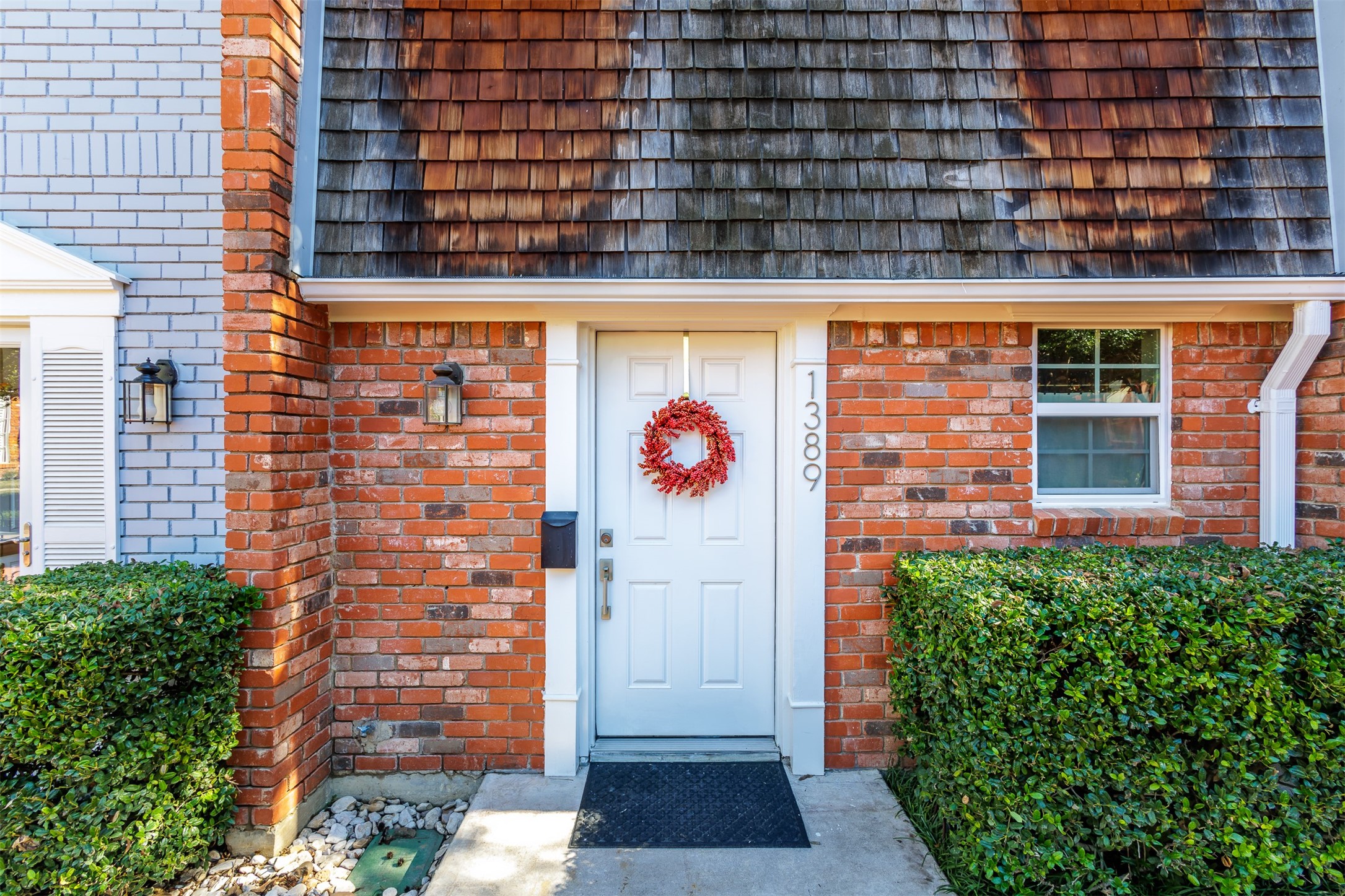 1389 Roaring Springs Road
