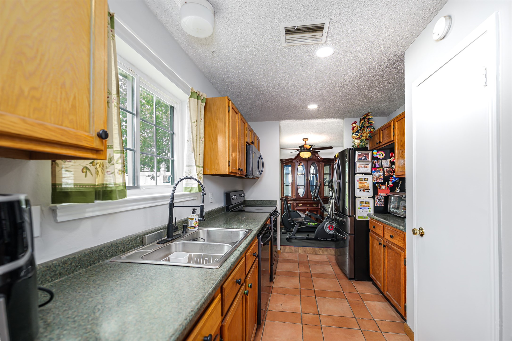 3029 Meadow Creek Court