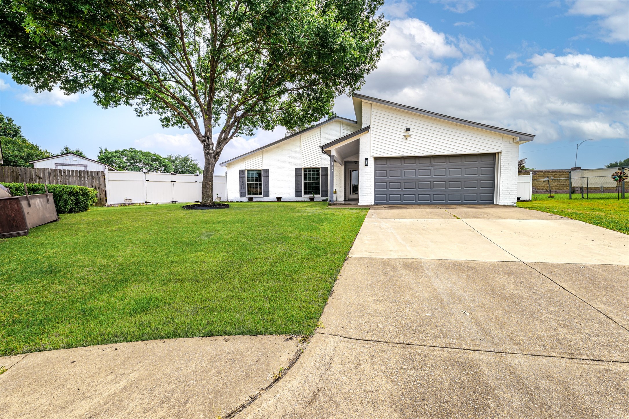 3029 Meadow Creek Court