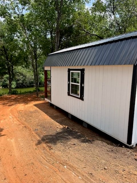 2407 Heritage Court