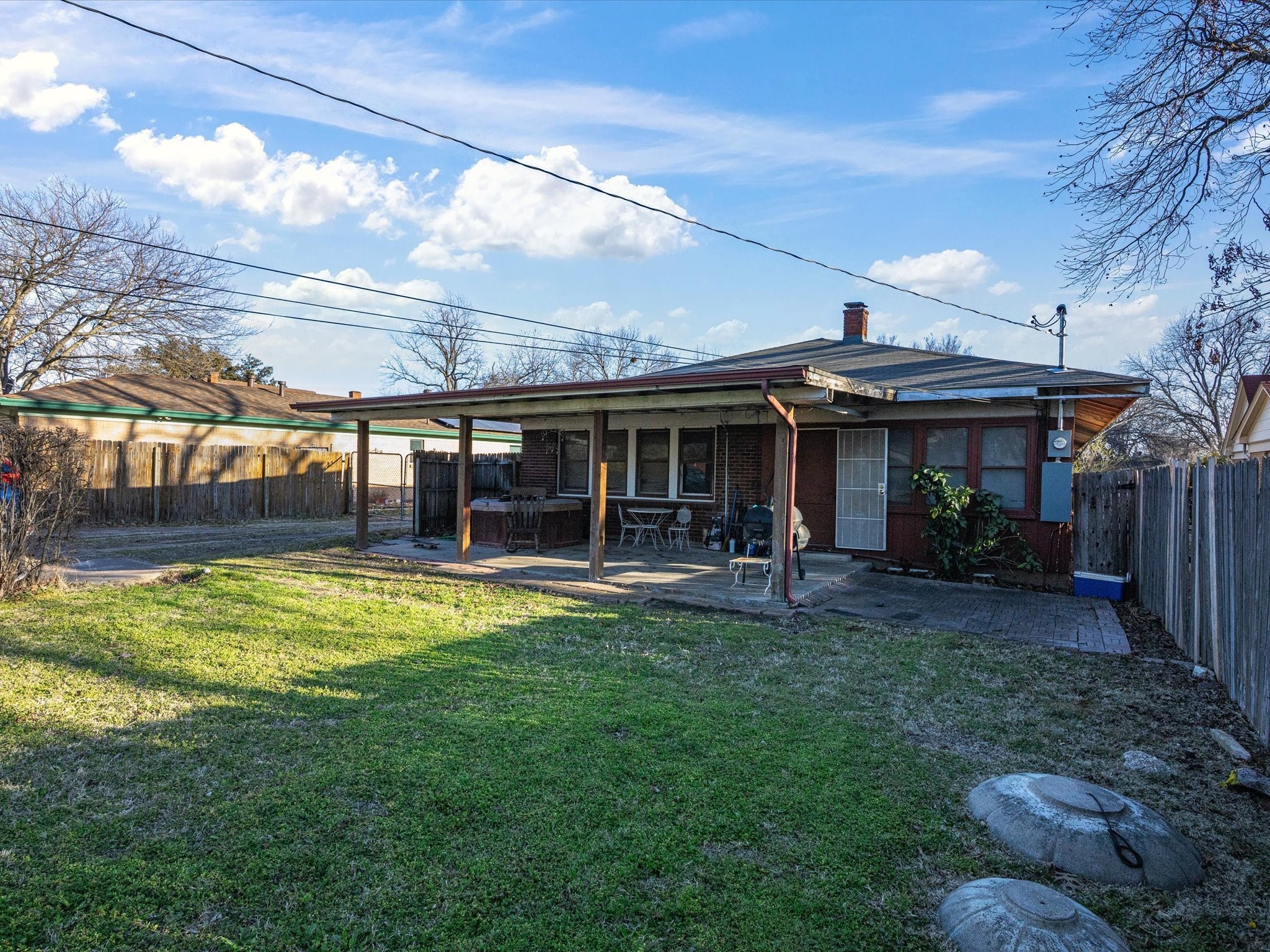 3415 Meadowbrook Drive