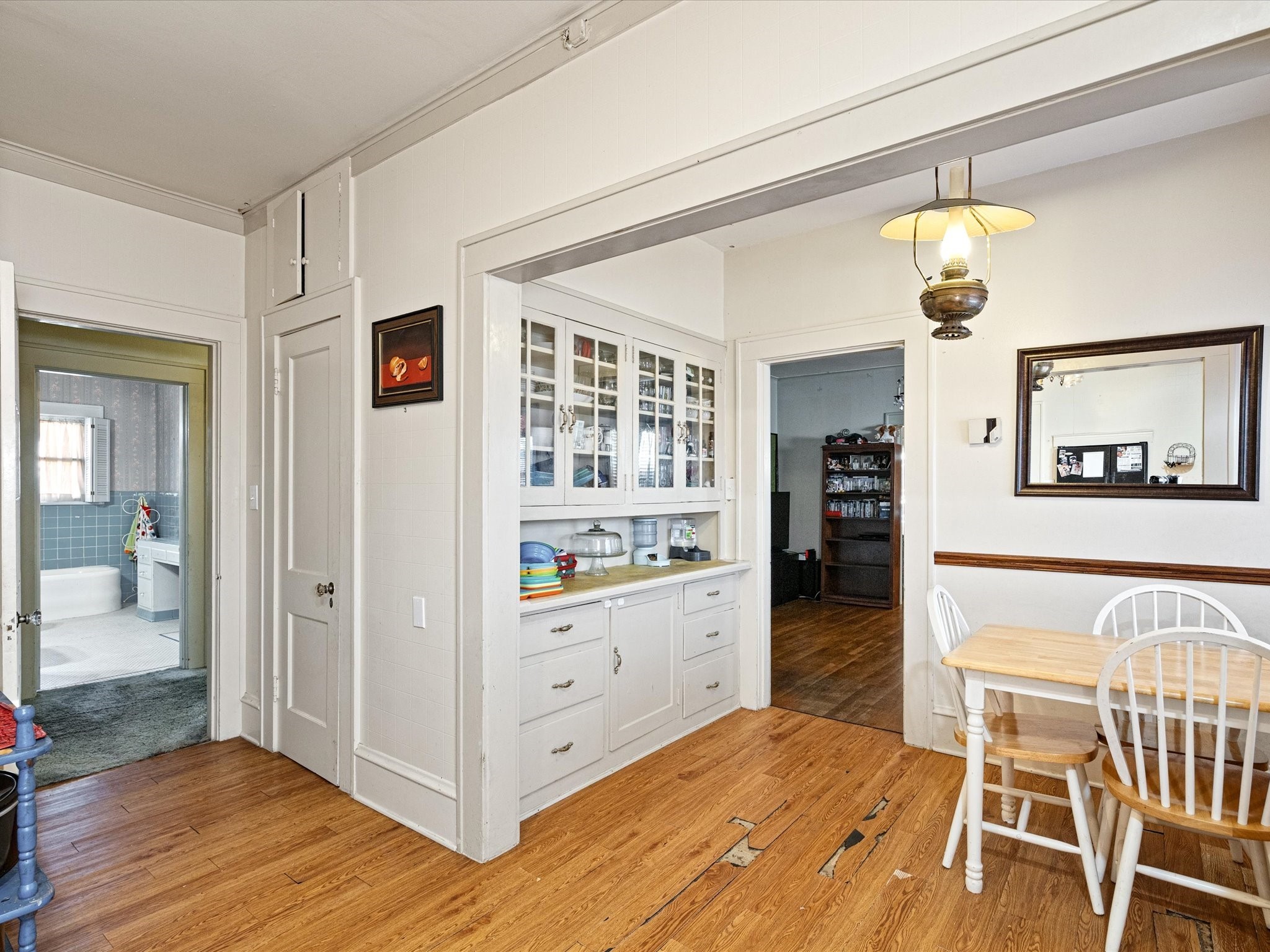 3415 Meadowbrook Drive