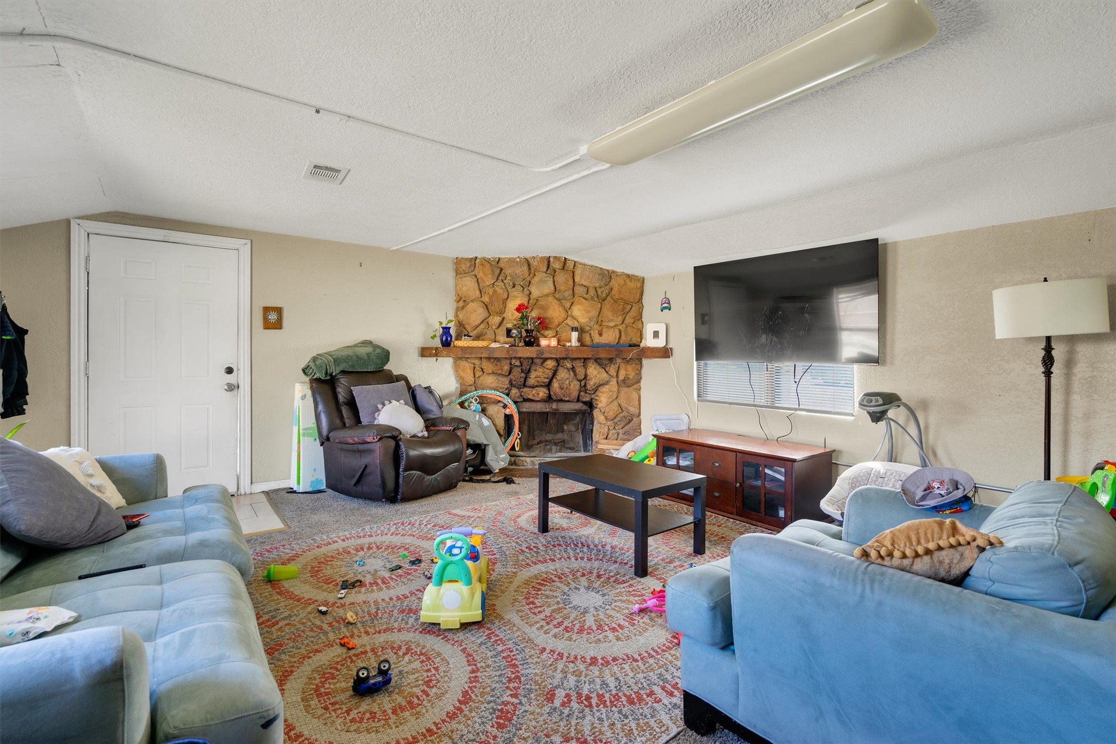 6821 Smithfield Road