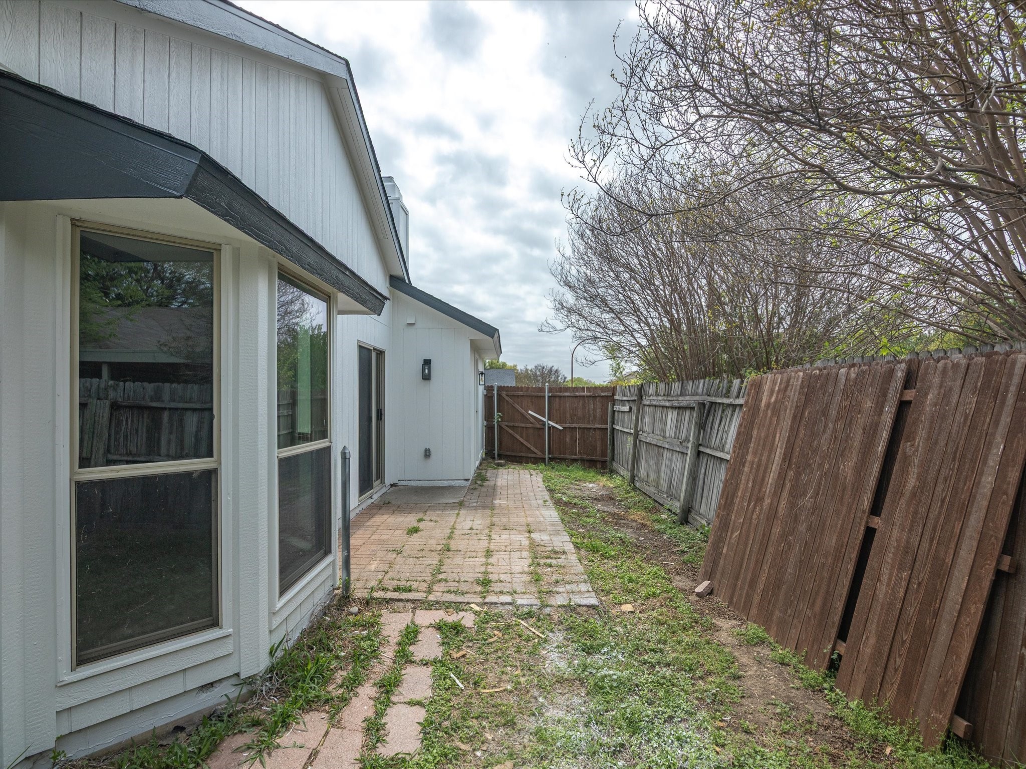 6737 Dandelion Drive