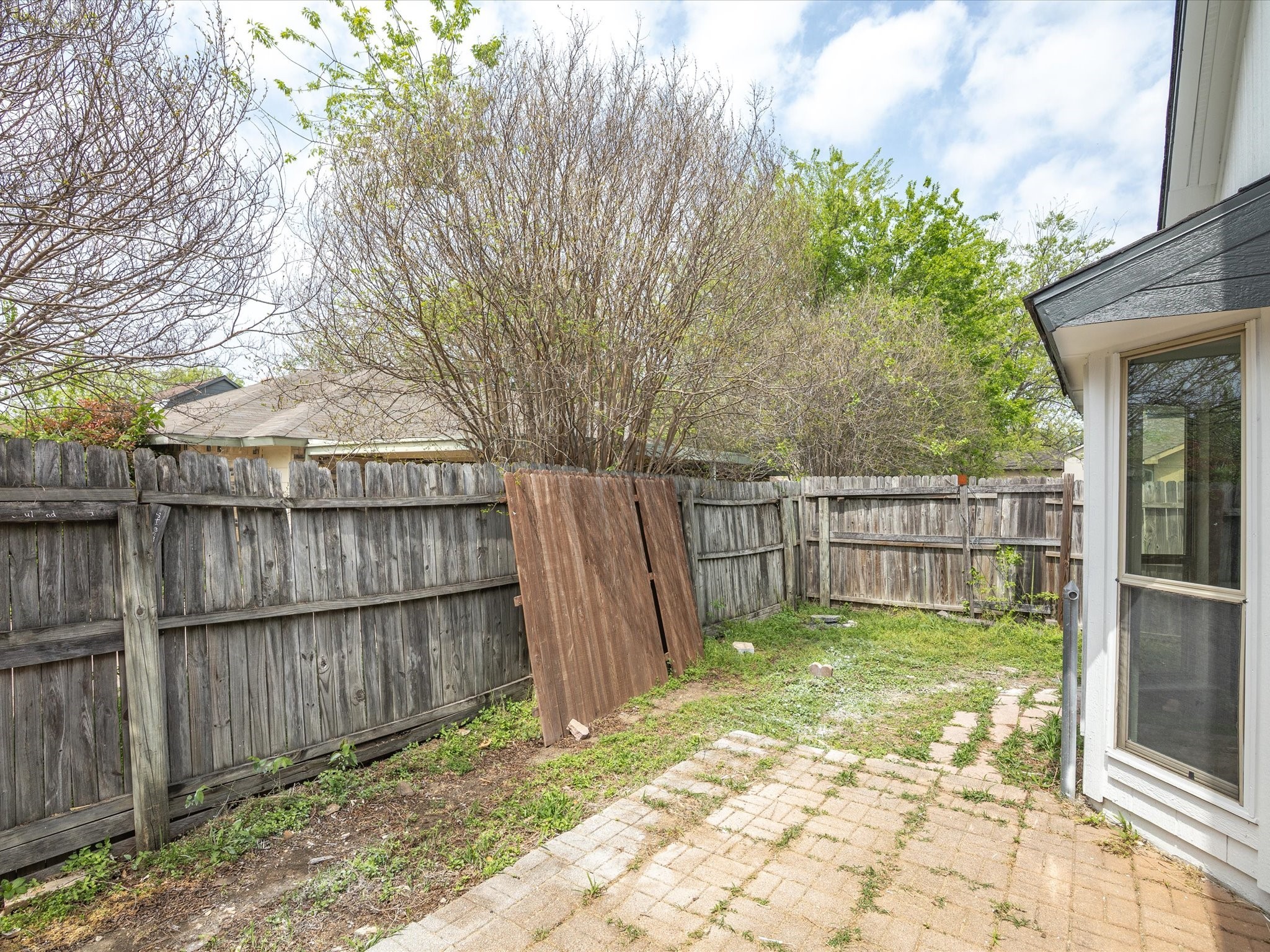 6737 Dandelion Drive