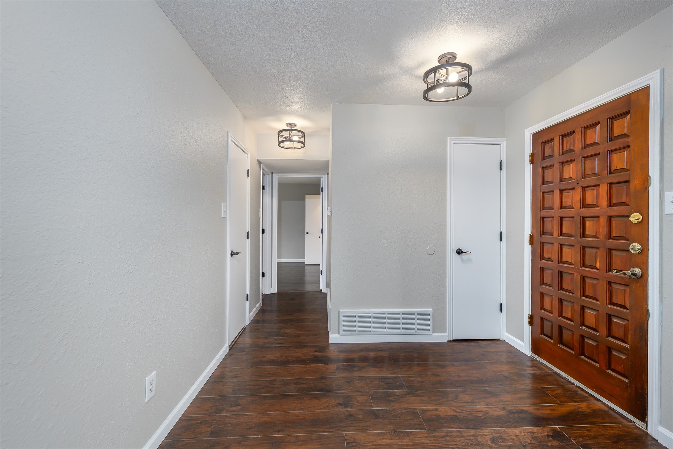 7008 Natchez Court