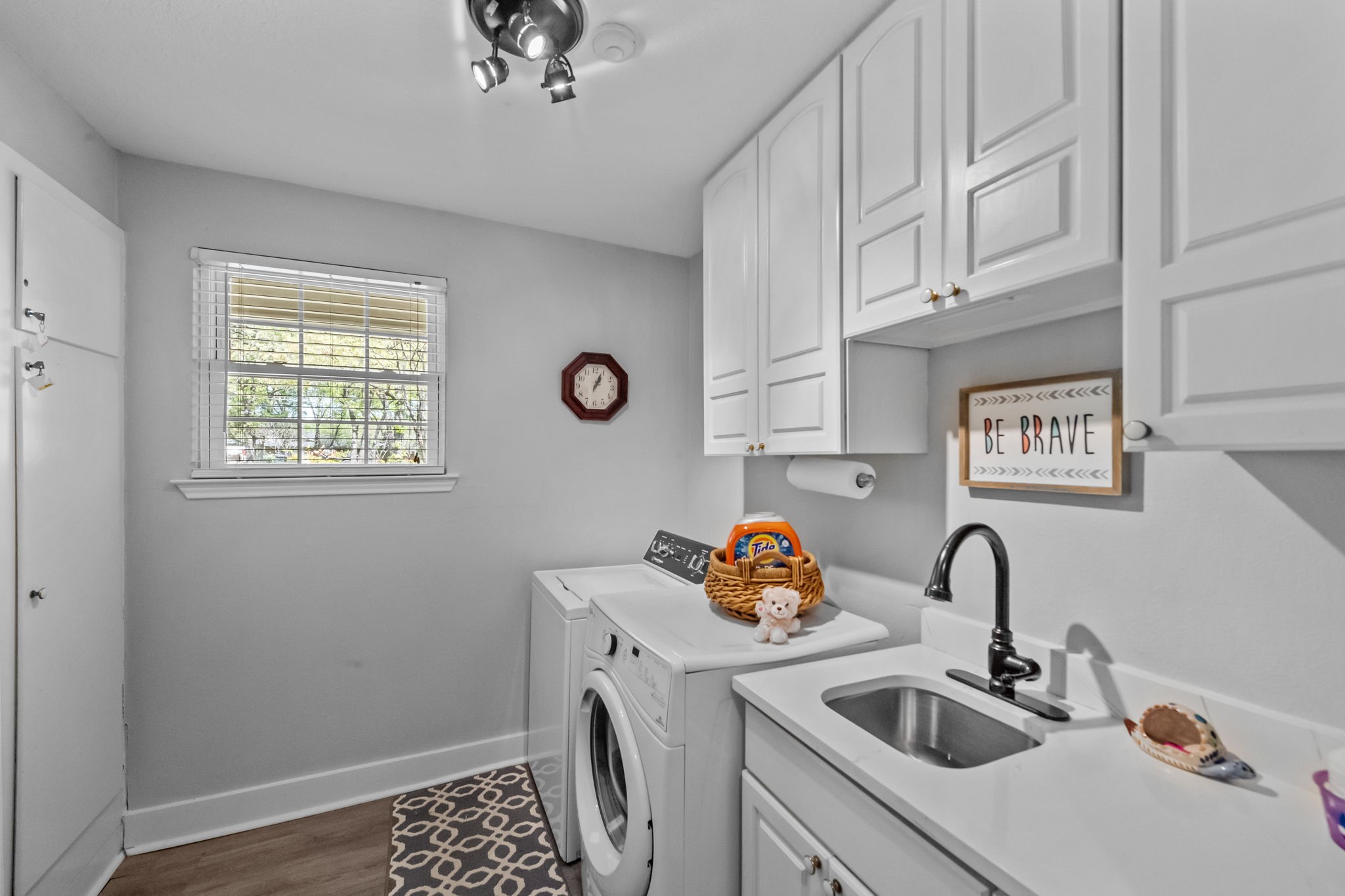3620 Sunset Lane