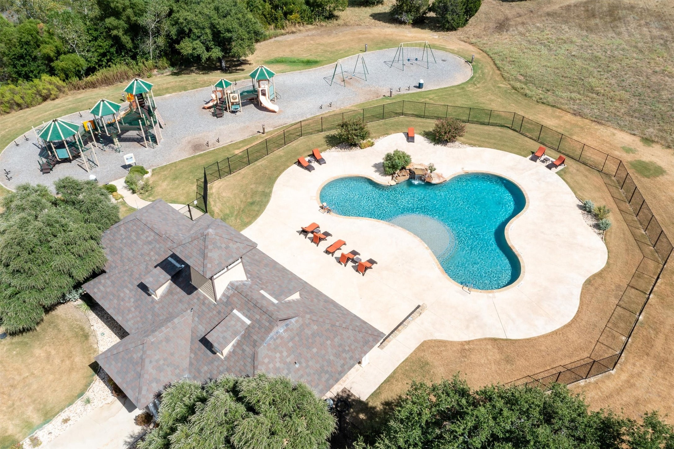 8008 Hardhillock Court