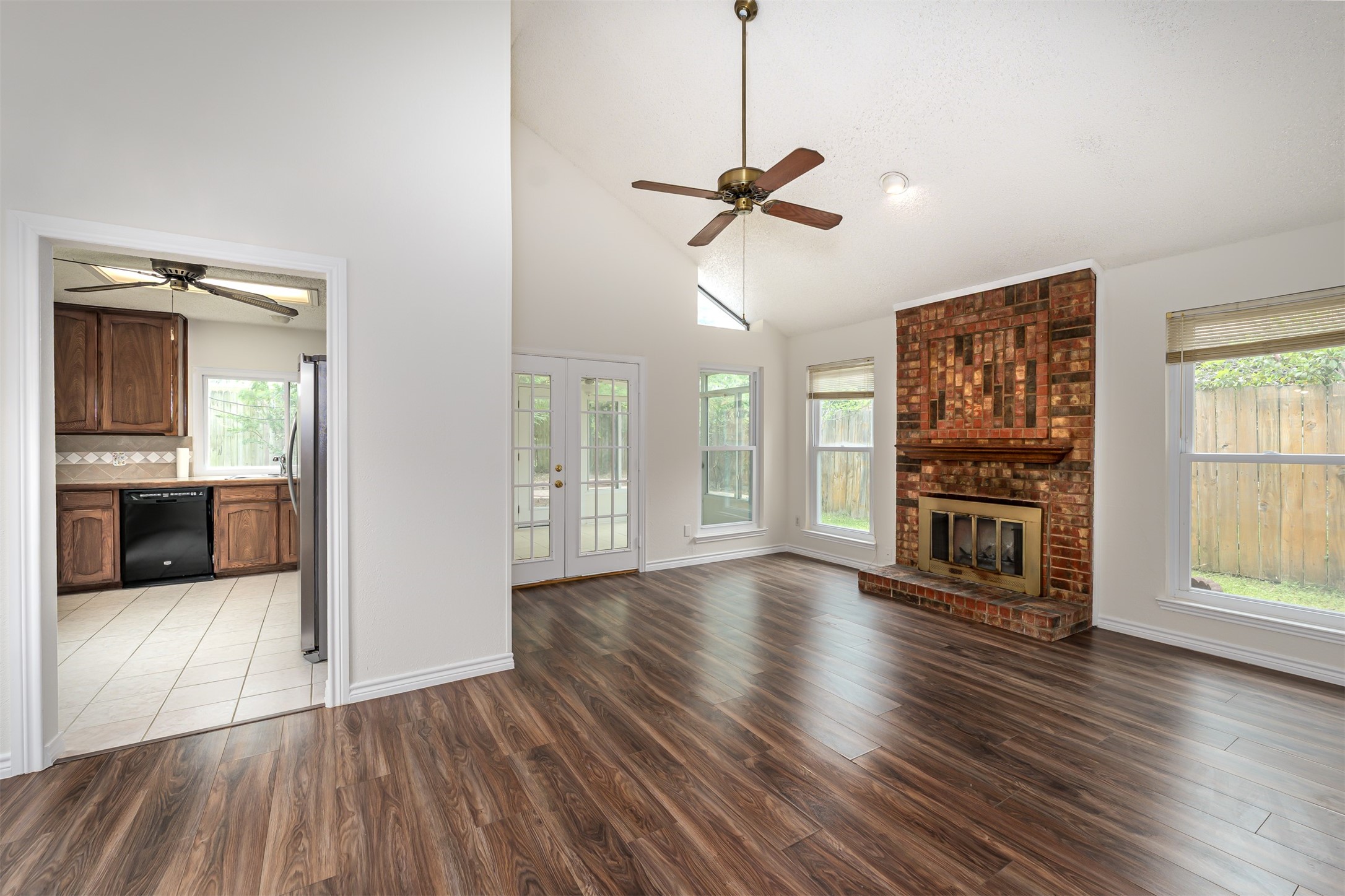10629 Tall Oak Drive