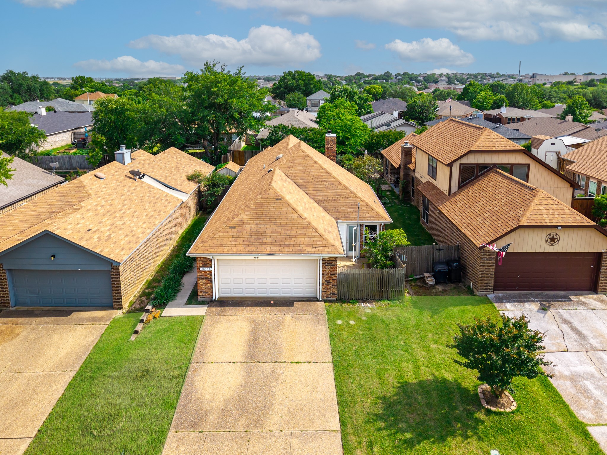 10629 Tall Oak Drive