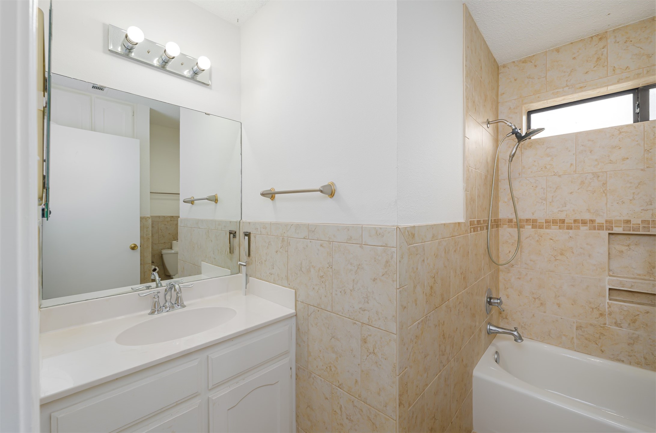 10629 Tall Oak Drive