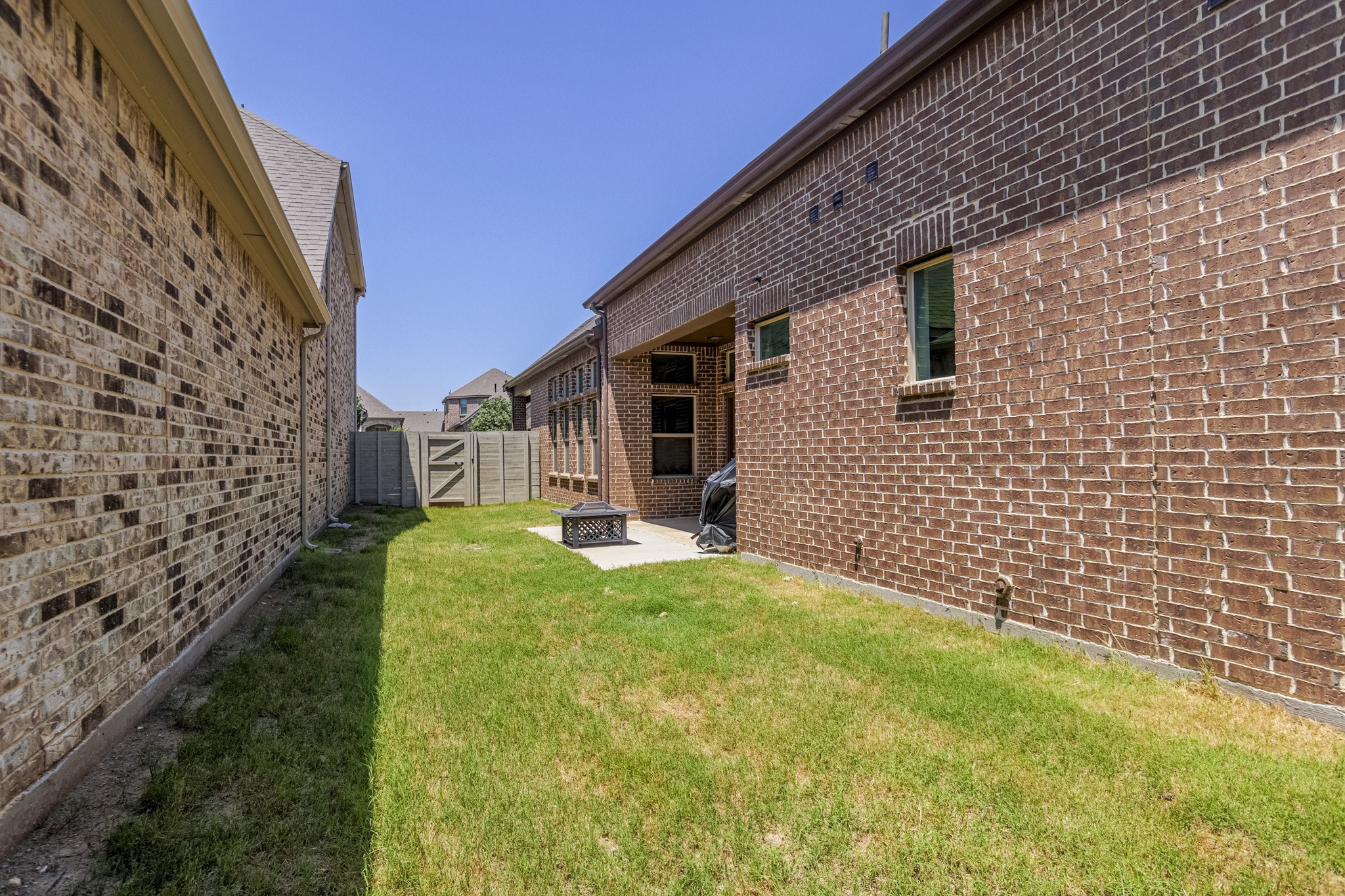 904 Parkside Drive
