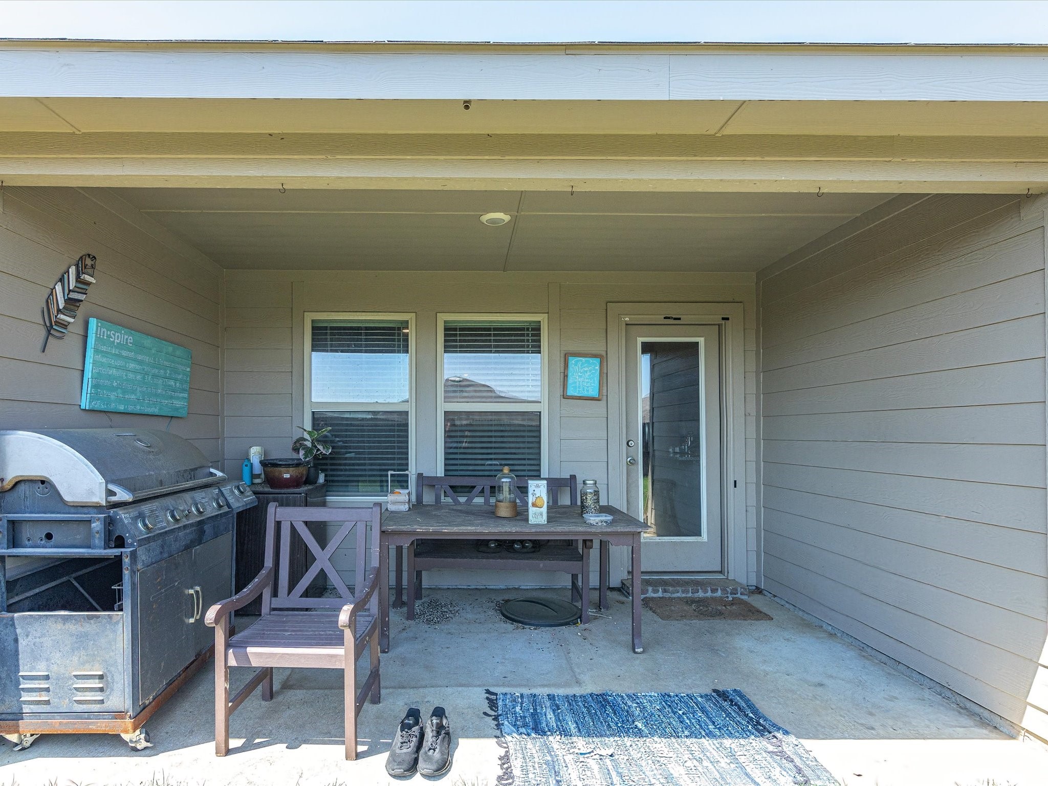 2908 Royal Acres