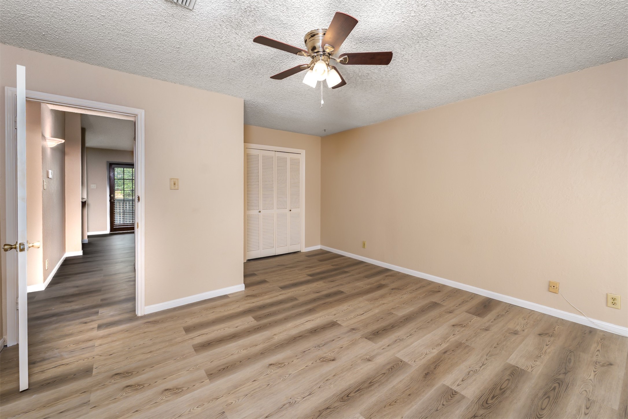 1201 Harwell Drive 225