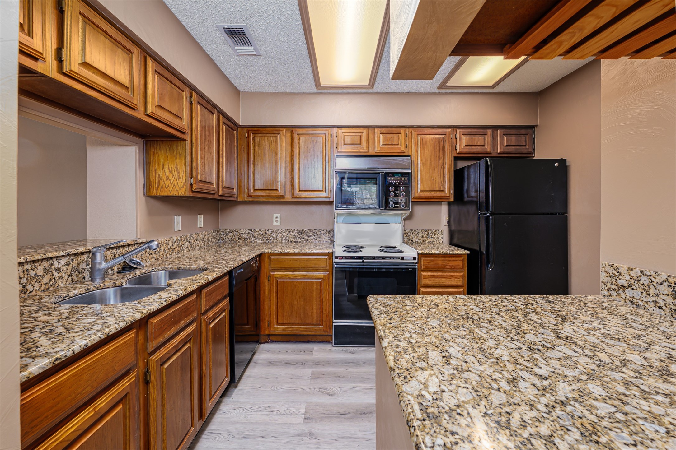 1201 Harwell Drive 225
