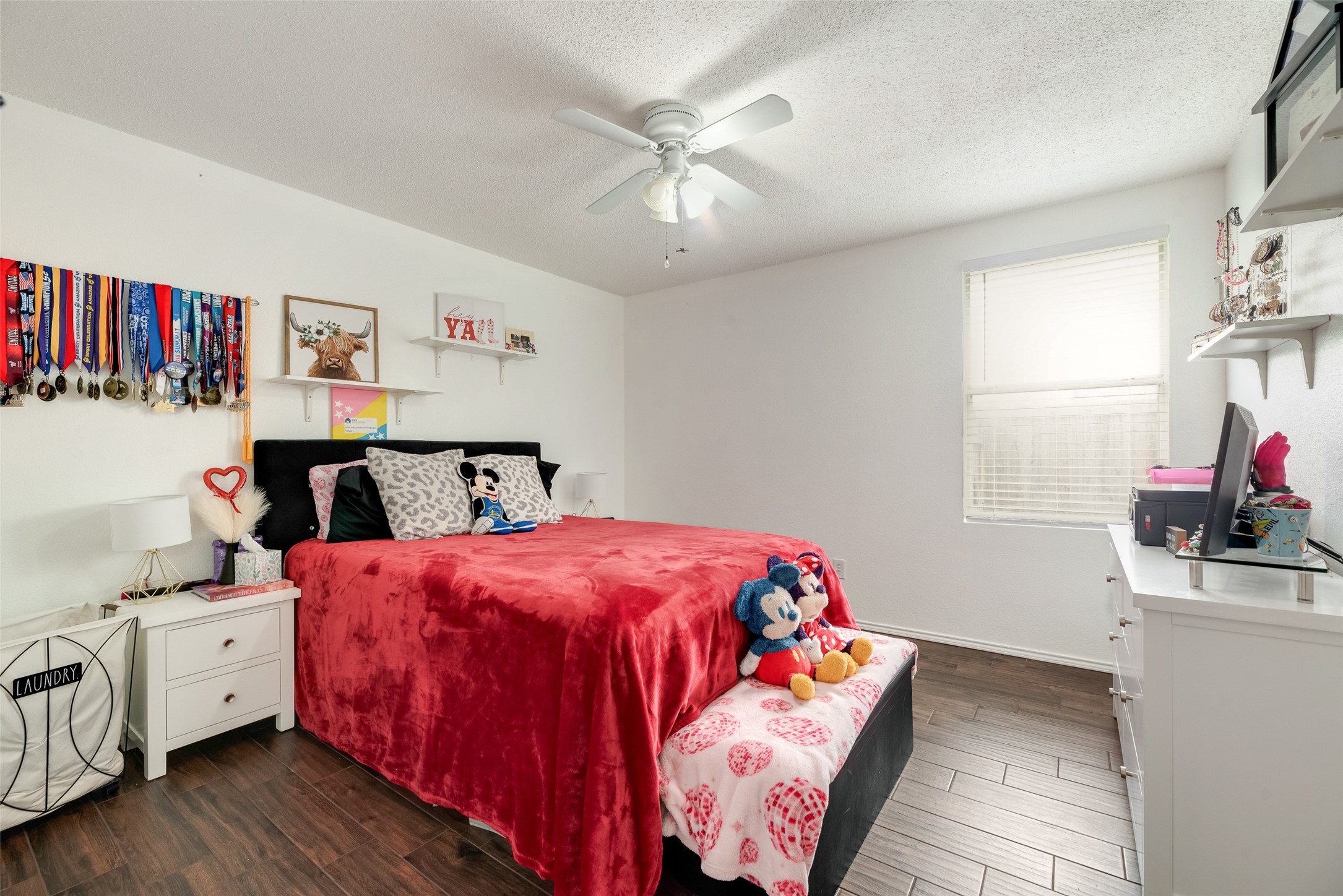 5600 Camarillo Drive