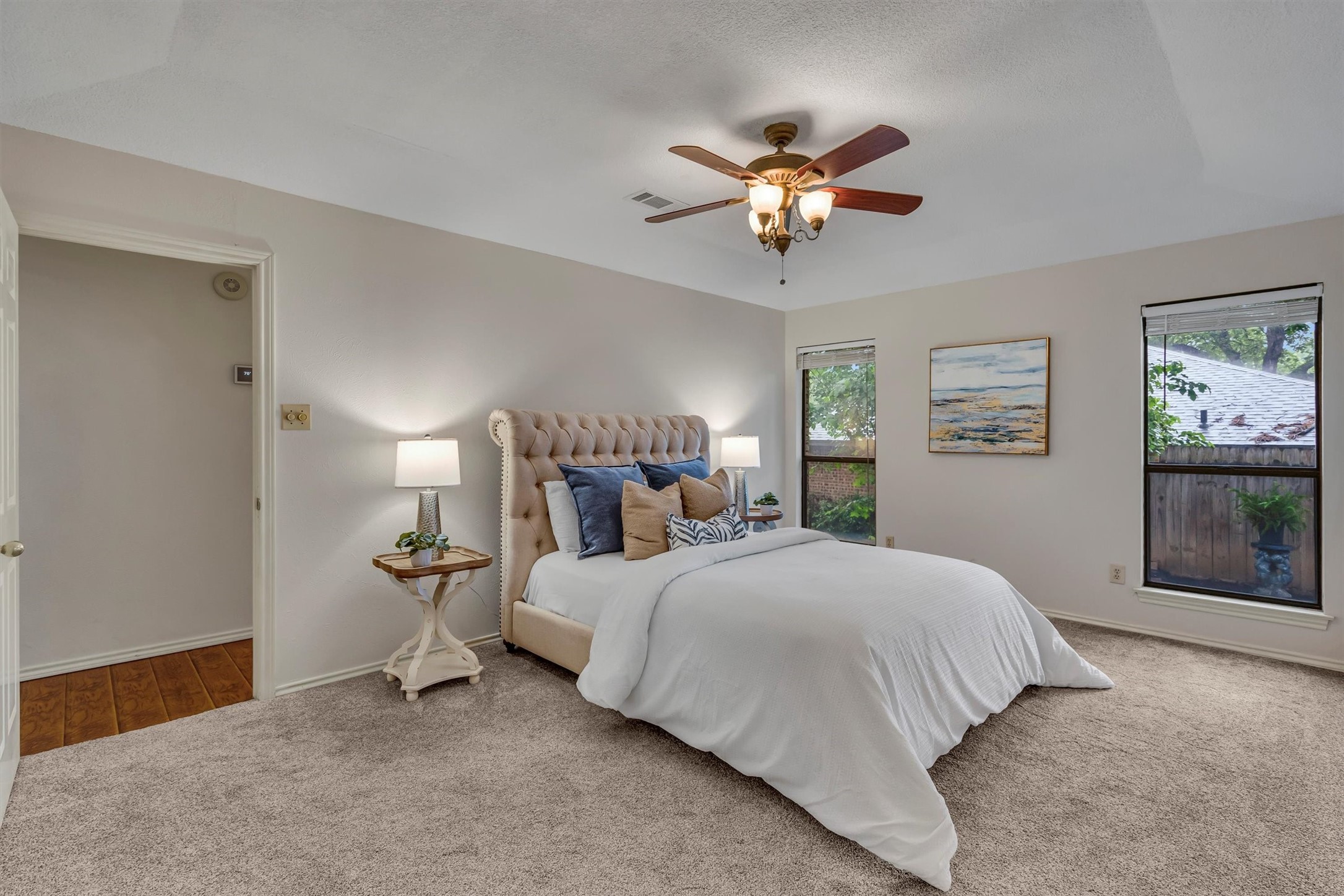 6824 Greenacres Drive