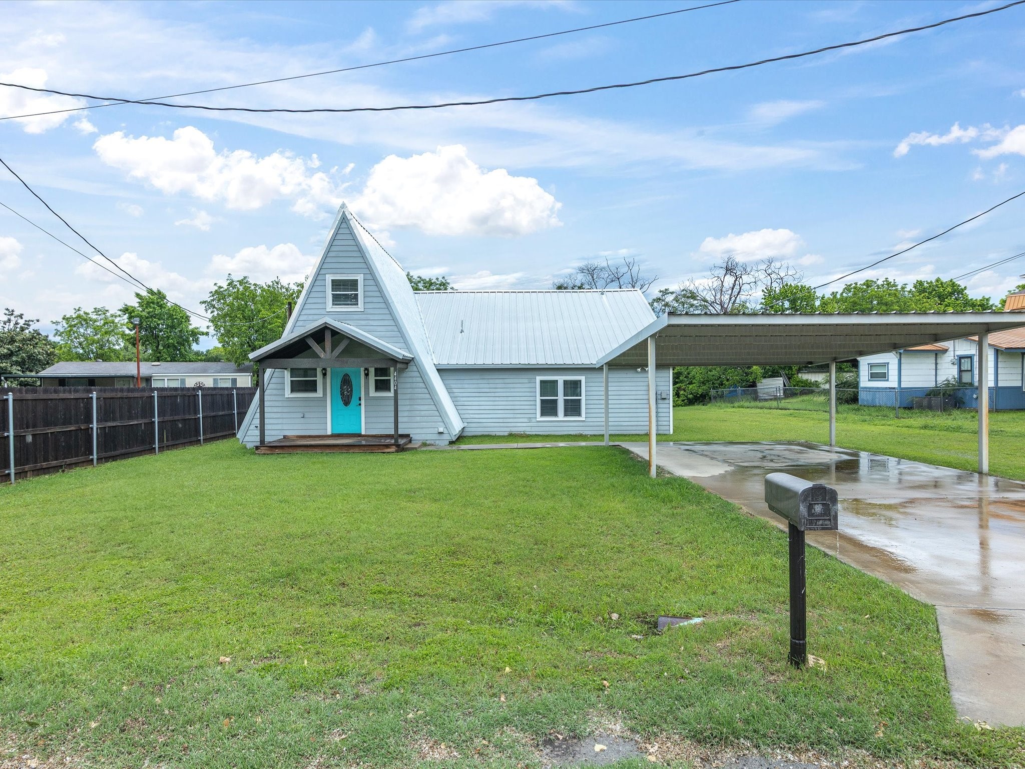 4404 W Fernwood Court