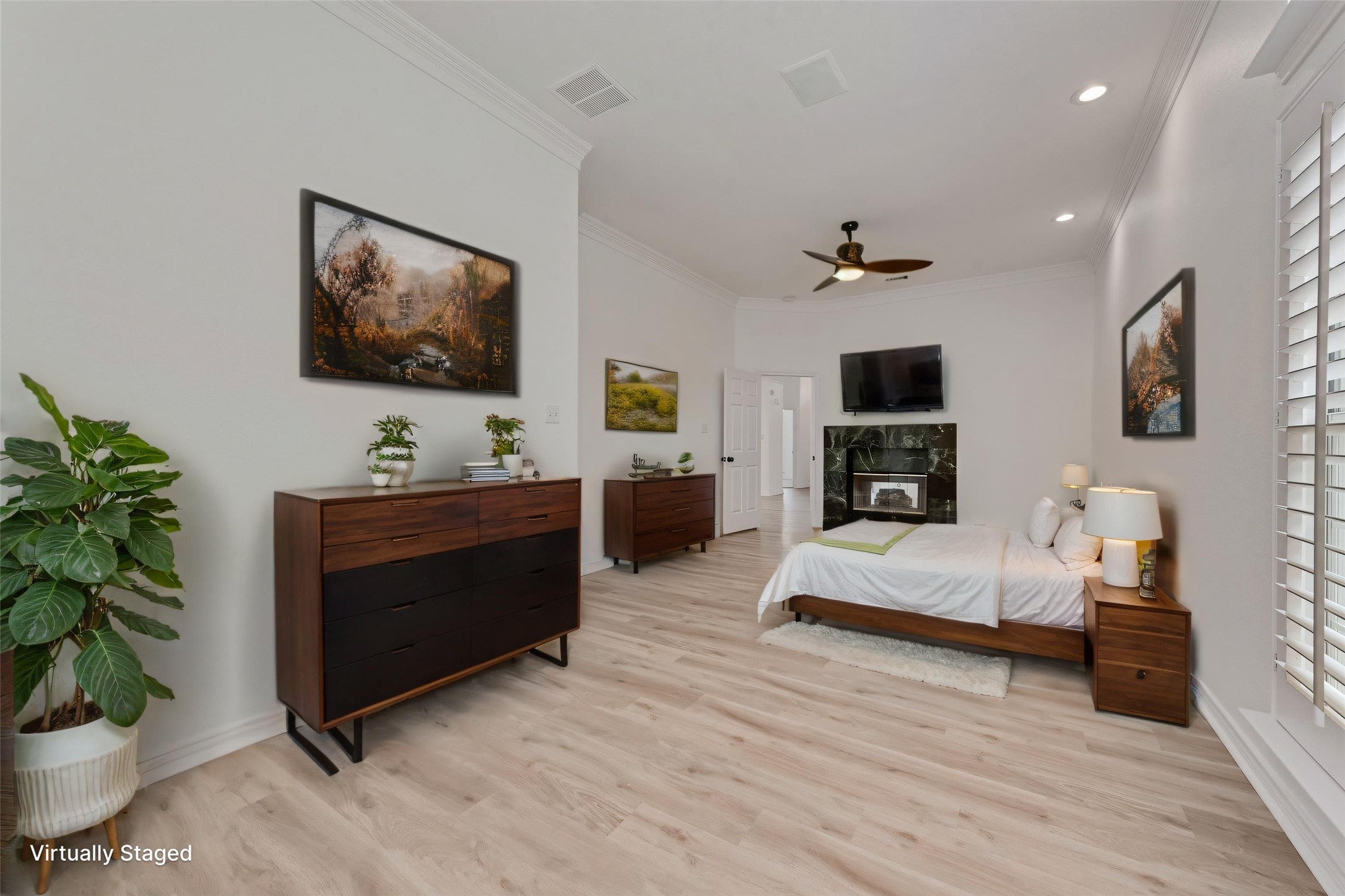 207 Heatherwood Drive