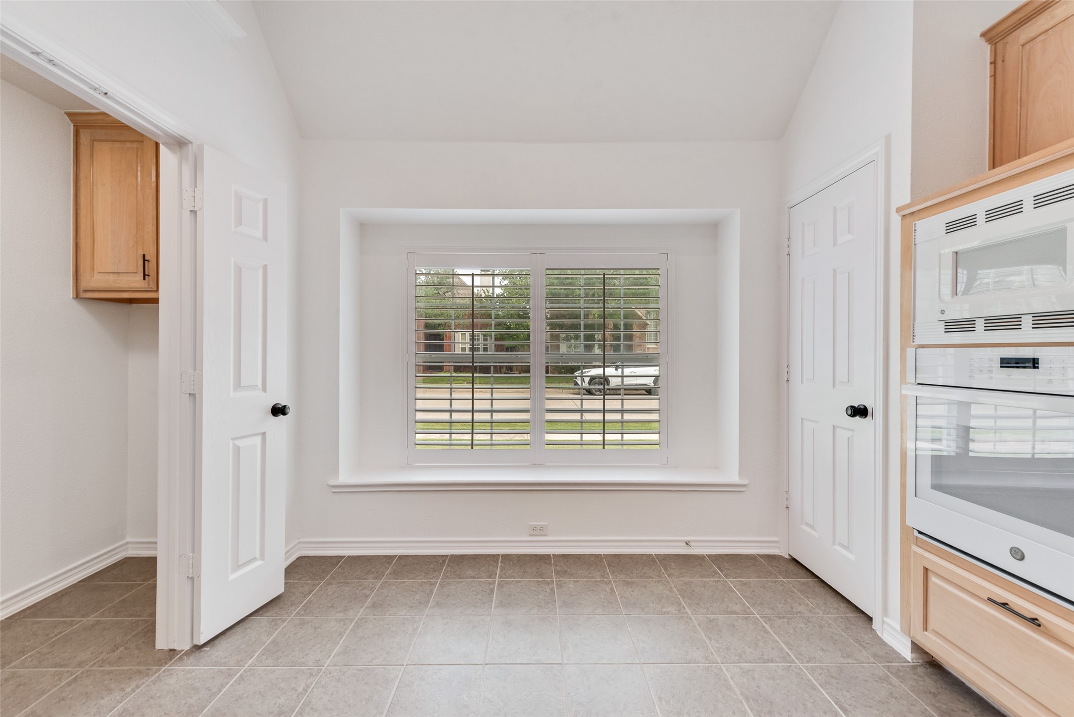 207 Heatherwood Drive