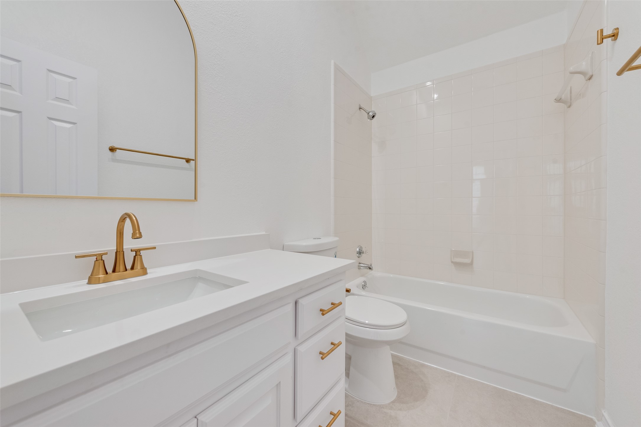 207 Heatherwood Drive