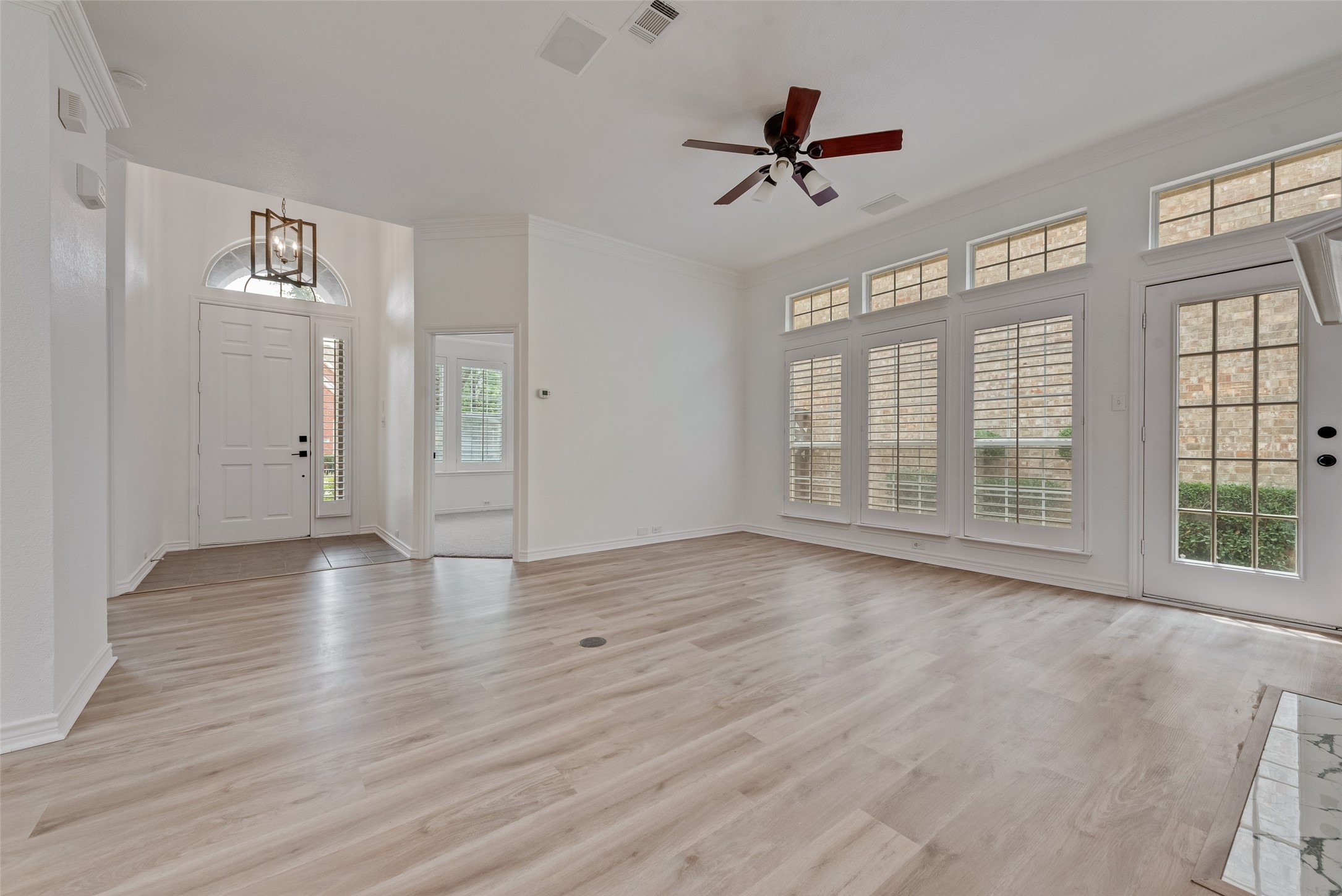 207 Heatherwood Drive